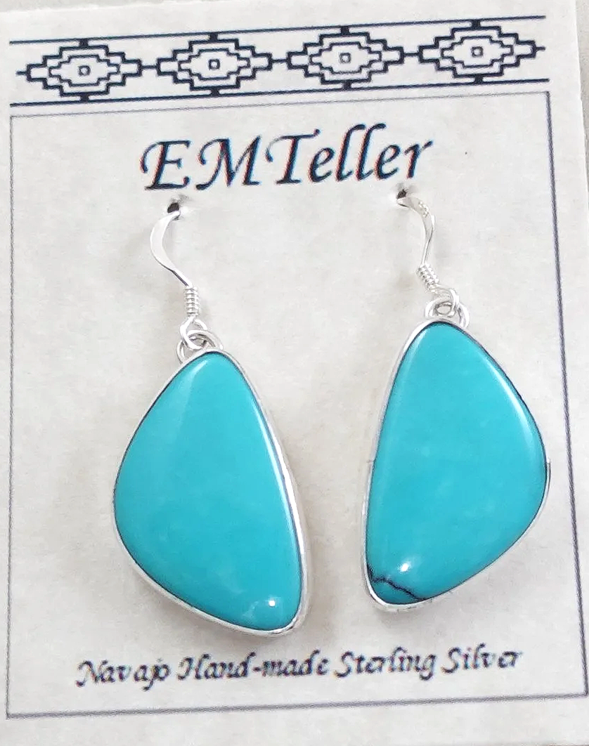 navajo-kingman-turquoise-silver-dangle-earrings-teller-1073H-.png