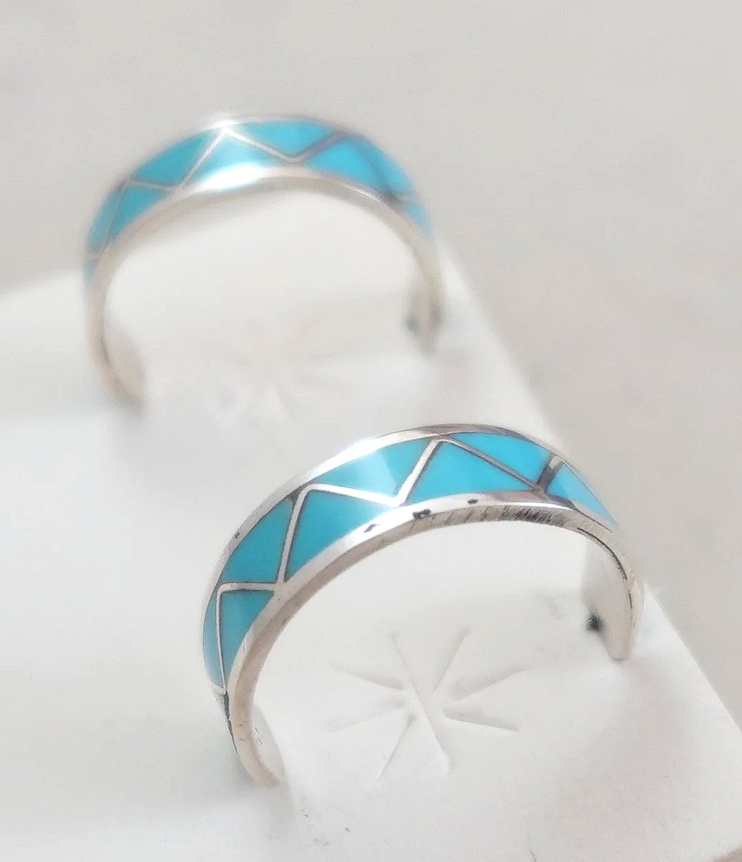 zuni-turquoise-inlay-silver-half-hoop-earrings-gasper-1079E-2.png