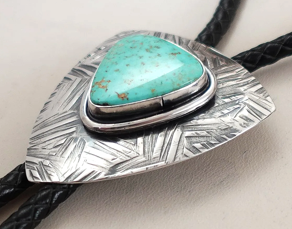 navajo-hachita-turquoise-silver-spearhead-bolo-tie-1076A-3.png