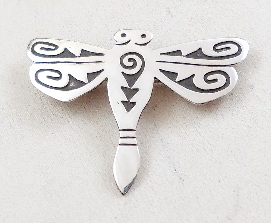 navajo-silver-dragonfly-overlay-pin-pendant-gene-1073R-.png