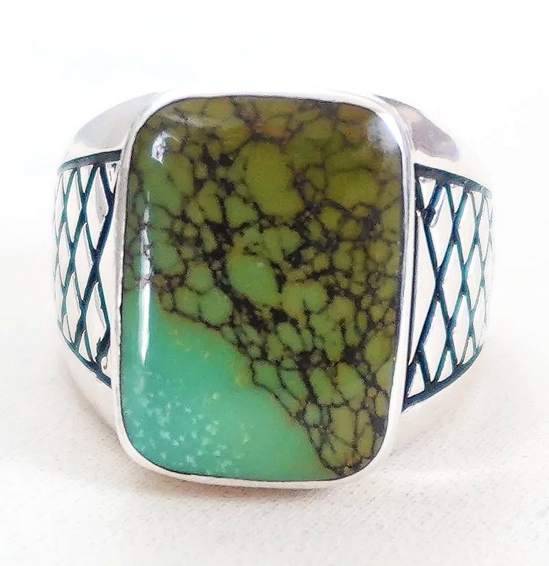 mens-navajo-turquoise-sterling-silver-ring-sz-10-1074R-1.png