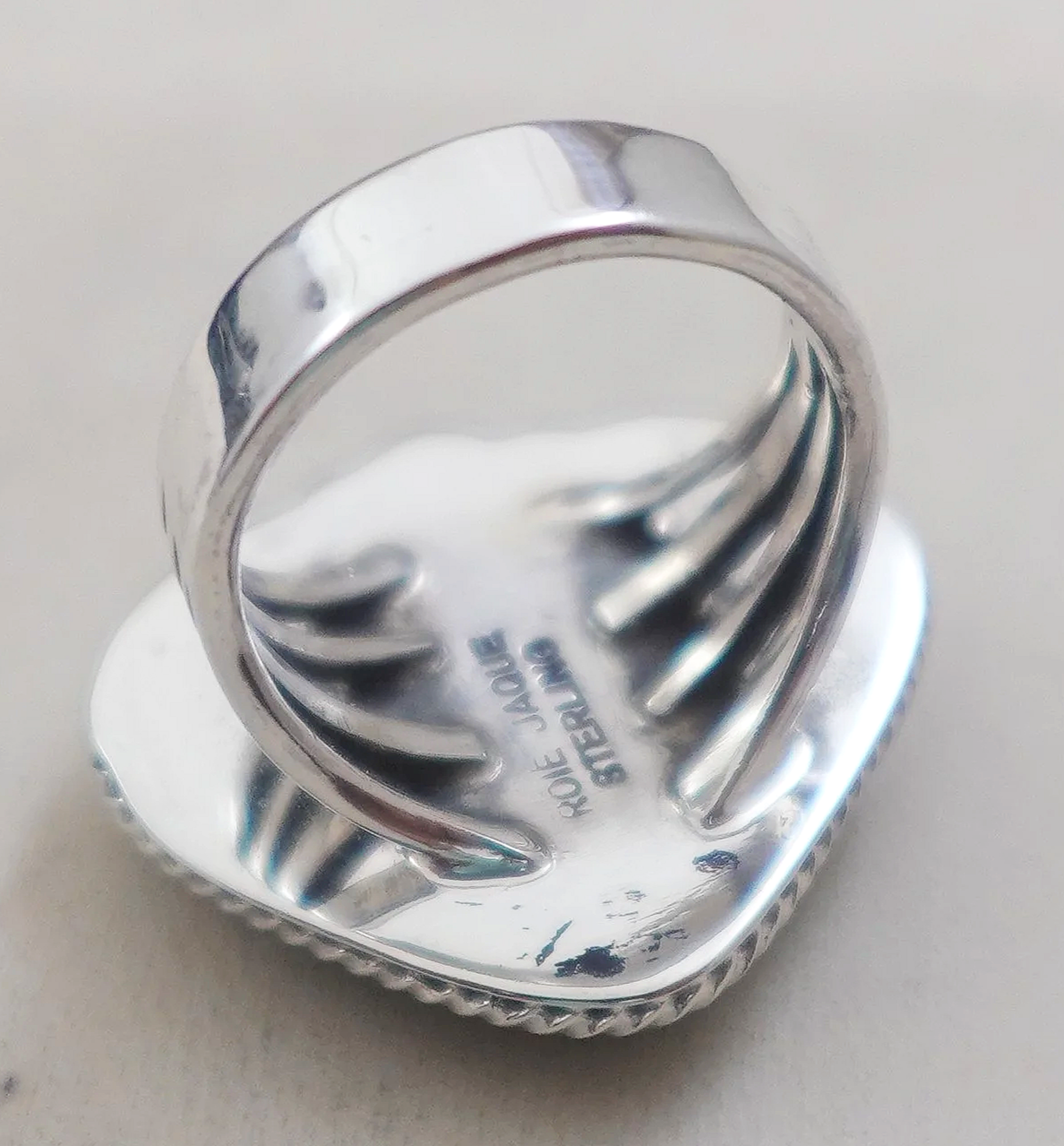 navajo-royston-turquoise-silver-heart-ring-jaque-sz-8-1069M-4.png