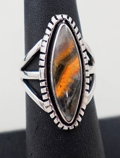 womens-navajo-bumblebee-jasper-spearhead-ring-sz-6-1055E-.jpg