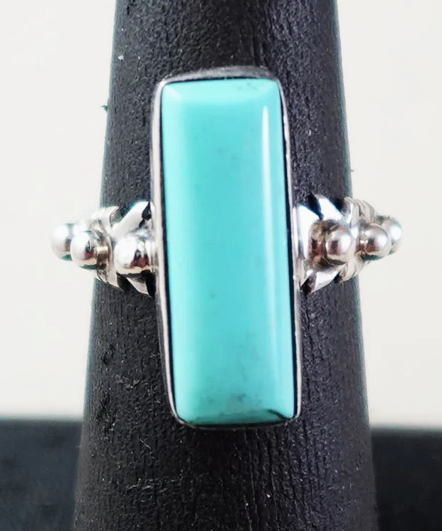 womens-navajo-turquoise-silver-rings-vandever-1081F-.png