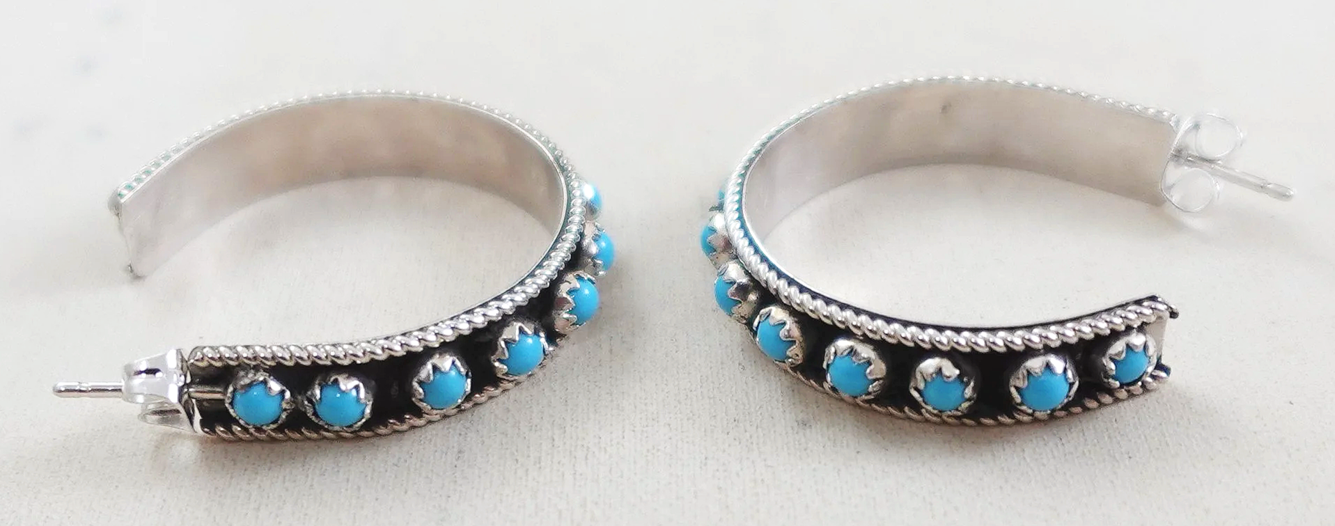zuni-turquoise-snake-eyes-silver-half-hoop-earrings-charley-1073K-4.png