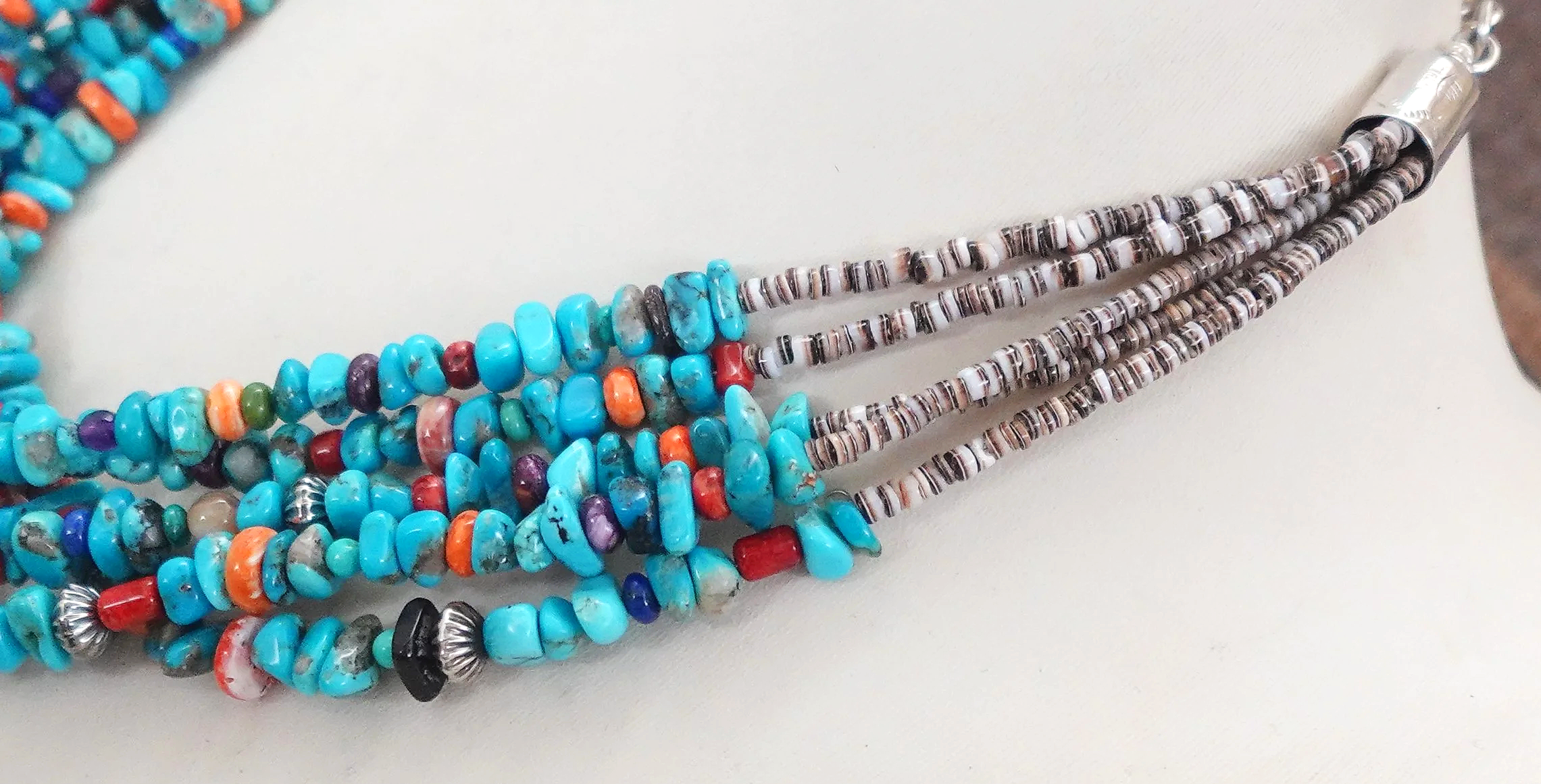 navajo-multi-stone-heishi-beaded-necklace-teller-1080K-2.png
