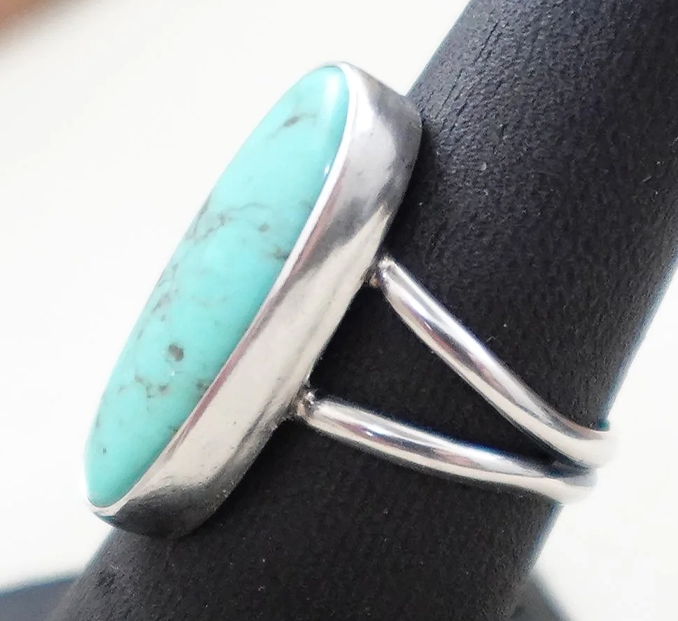 womens-navajo-turquoise-silver-ring-sz-7-teller-1079P-2.png