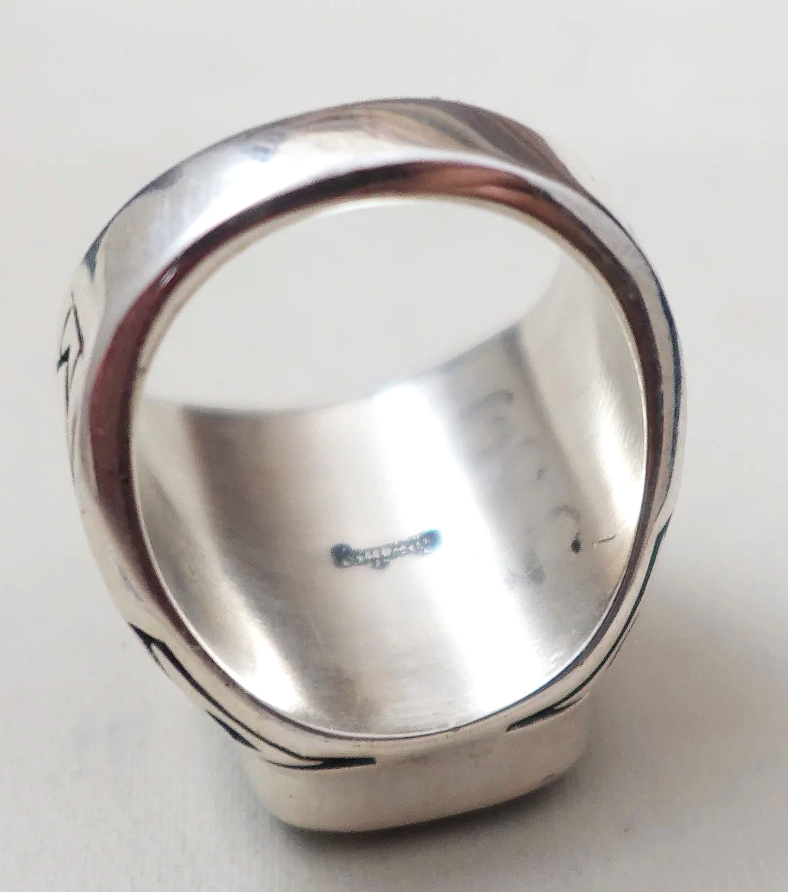 mens-navajo-tibetan-turquoise-sterling-silver-ring-sz-8-1072F-4.png