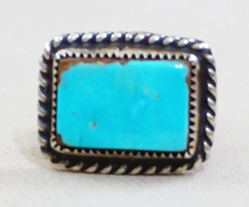 navajo-turquoise-silver-tie-tac-.jpg