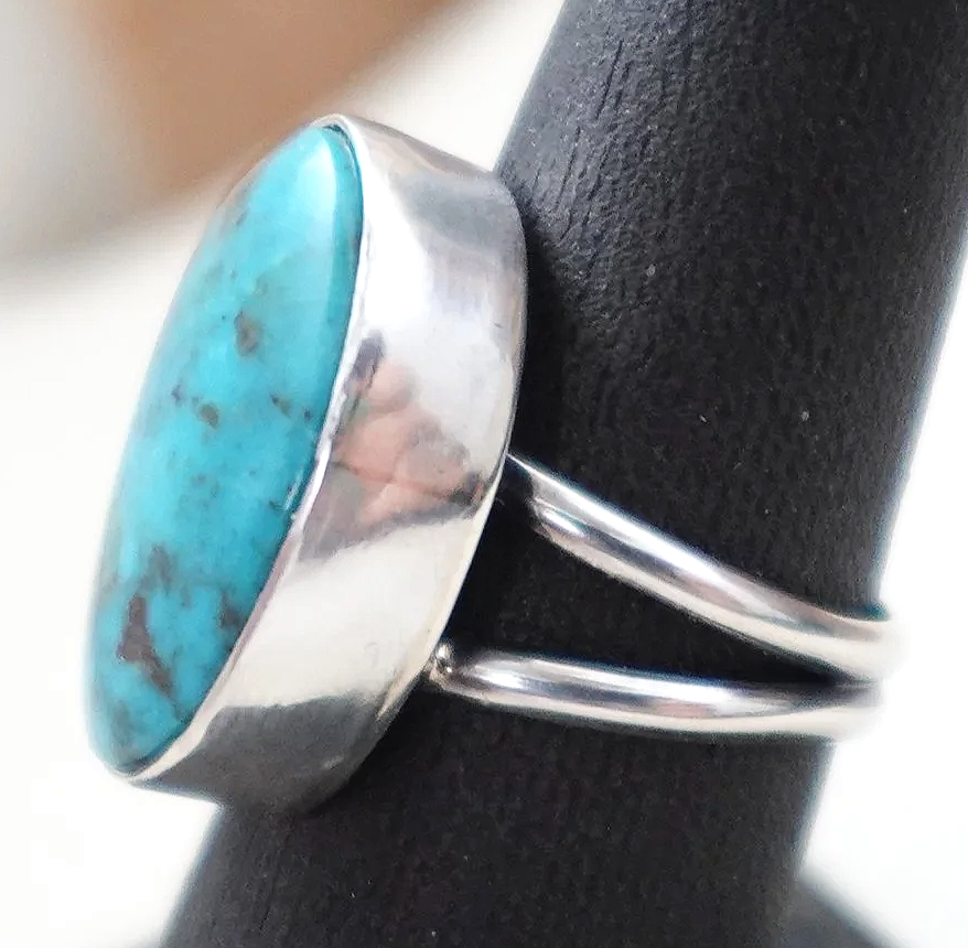 womens-navajo-turquoise-silver-ring-sz-7-teller-1080A-2.png