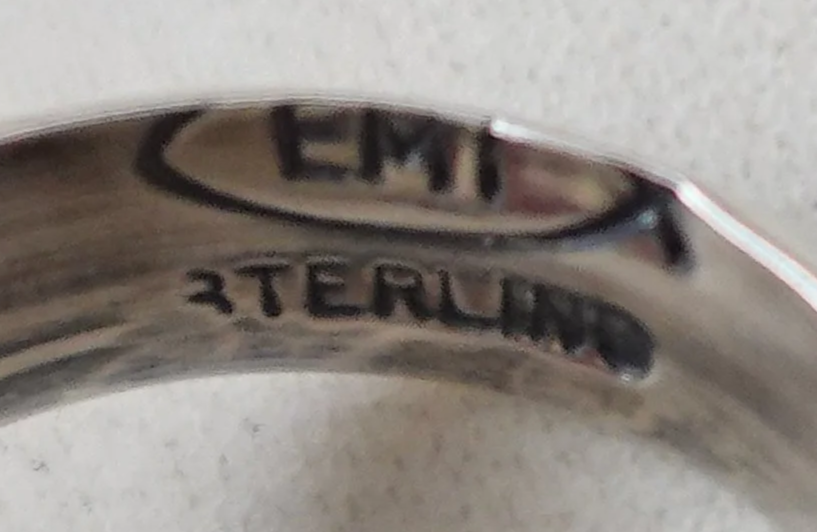 womens-navajo-white-buffalo-silver-ring-teller-sz-7-1080B-4.png