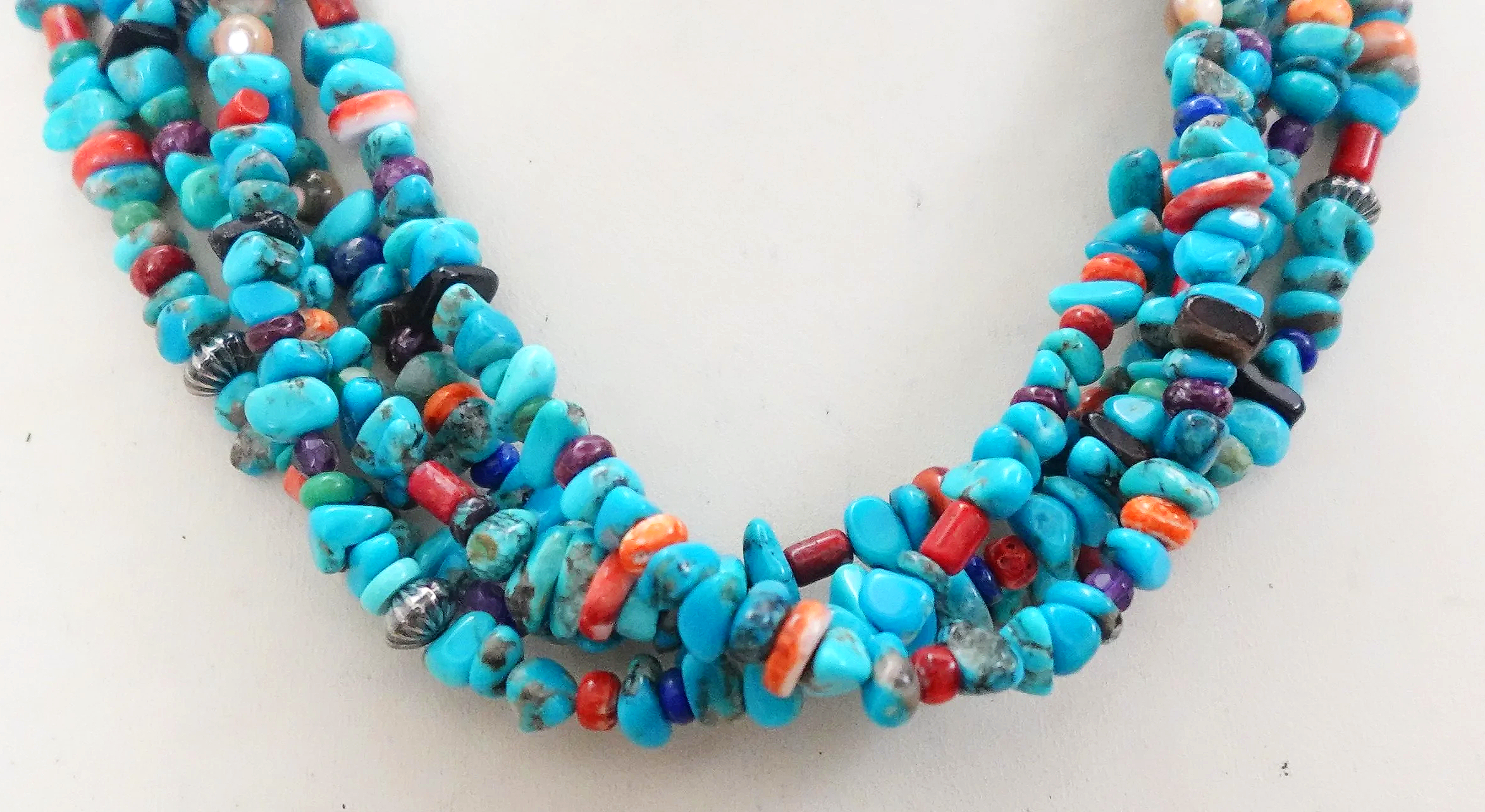 navajo-multi-stone-heishi-beaded-necklace-teller-1080K-1.png
