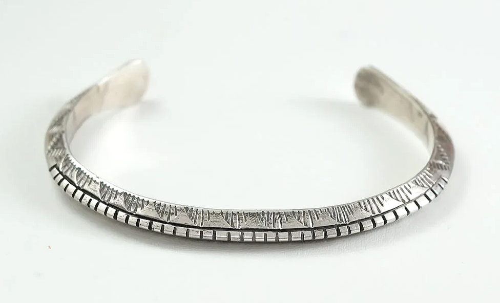mens-navajo-sterling-silver-carinated-cuff-bracelet-billy-kid-1082Z-1.png