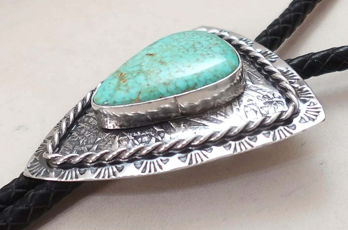 navajo-royston-turquoise-sterling-silver-spearhead-bolo-tie-teller-1072A-2.png