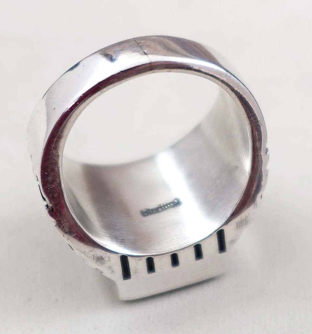 mens-navajo-blackjack-turquoise-silver-ring-1078B-4.png