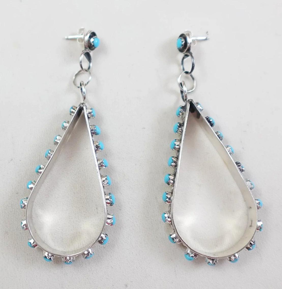 zuni-turquoise-snake-eye-silver-teardrop-dangle-earrings-1073Z-3.png