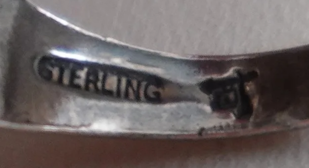 vintage-womens-abalone-silver-ring-sz-7-1073T-4.png