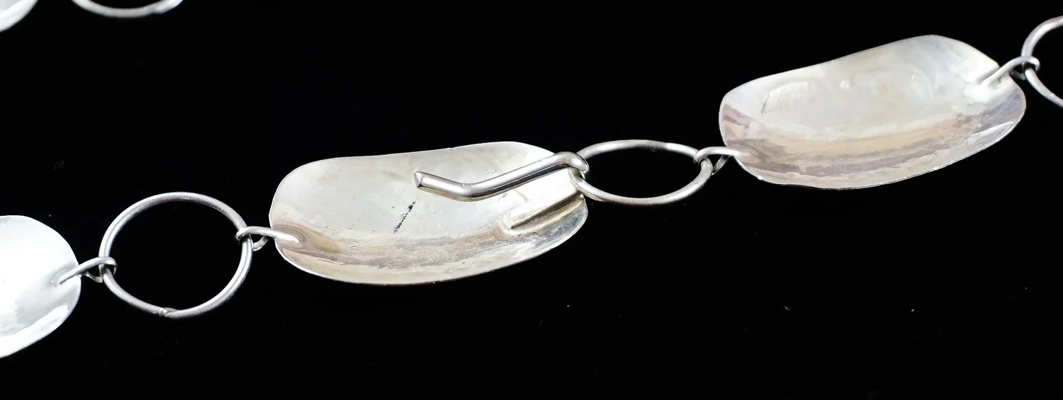 Western Vintage 90s Silver Concho Chain Link Belt Size Medium Patrick Yellowhorse - Navajo - Sterling Silver Concho Link  main image 2