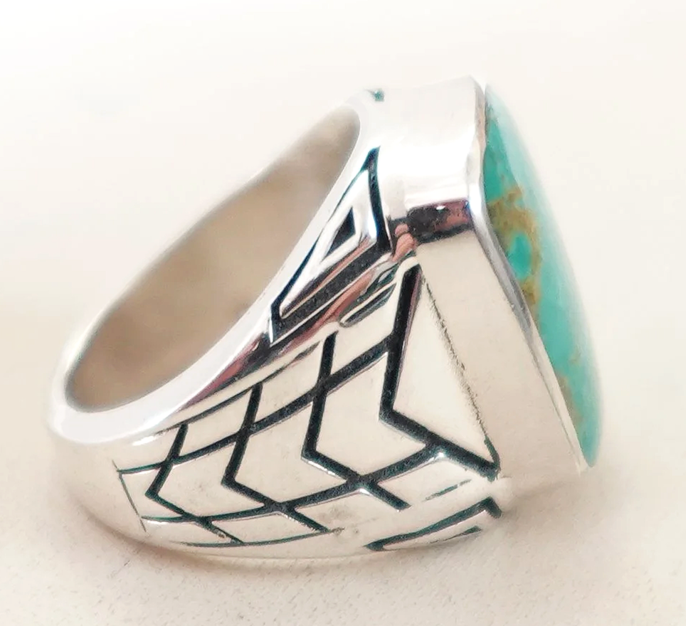mens-navajo-hachita-turquoise-silver-ring-sz-8-1075Z-3.png