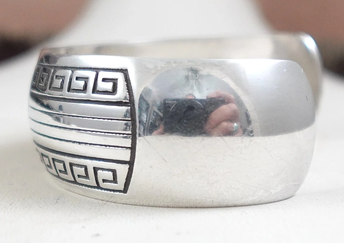 vintage-navajo-silver-man-maze-greek-key-overlay-bracelet-webb-1063T-2.jpg