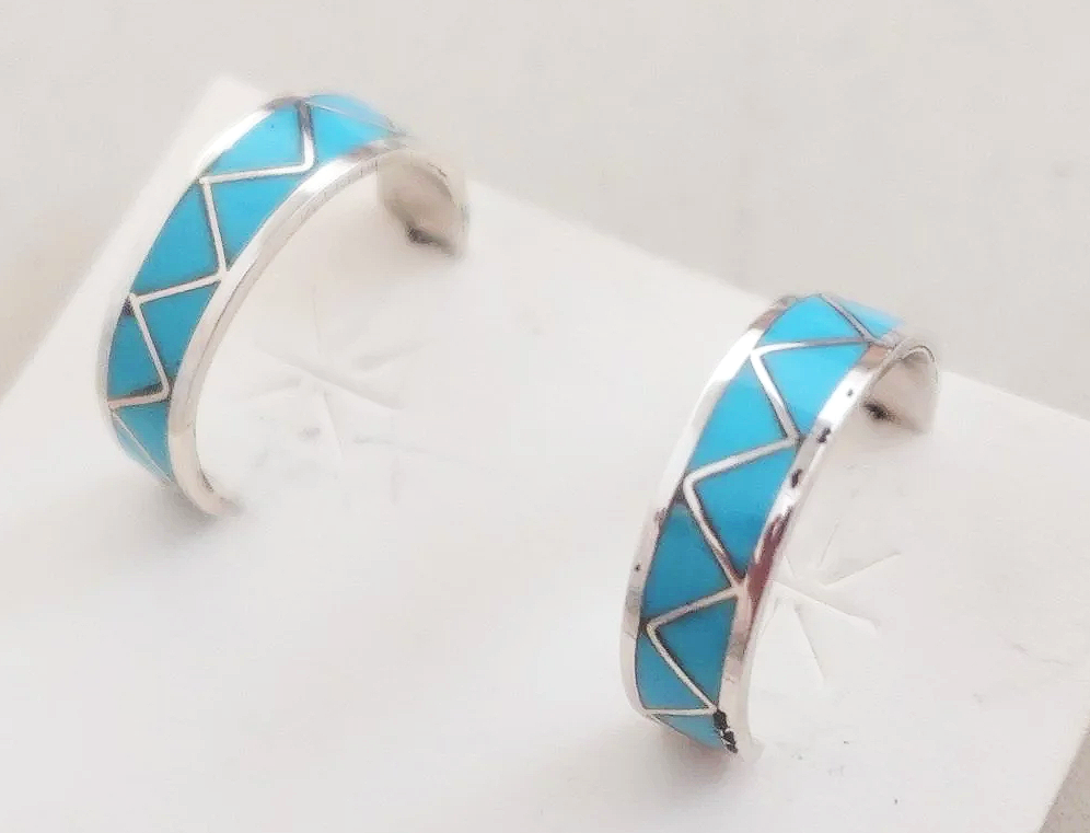 zuni-turquoise-inlay-silver-half-hoop-earrings-gasper-1079E-.png