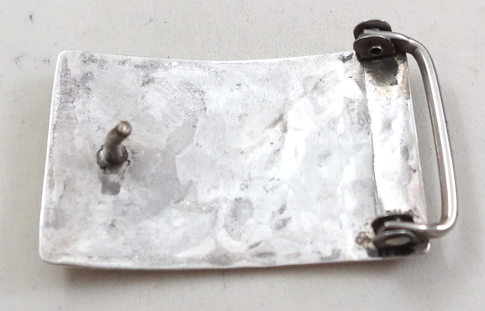 vintage-zuni-yellow-pearl-channel-inlay-silver-belt-buckle-1072R-2.png