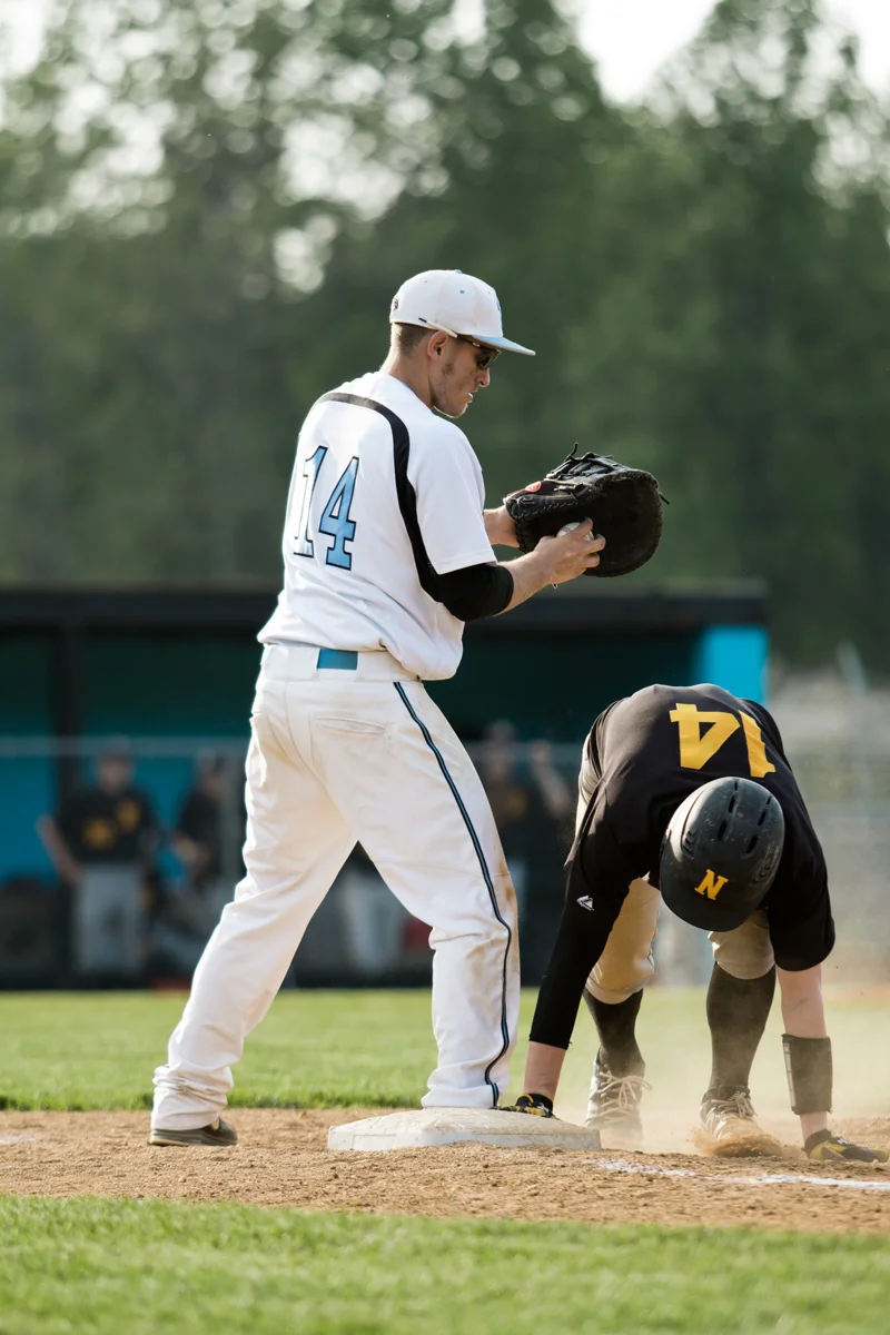pickoff-at-first.jpg