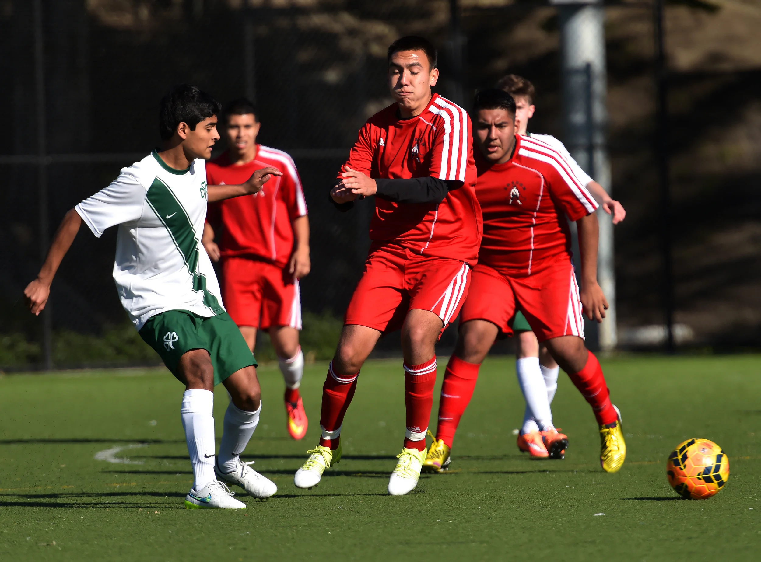 ARAGON VS SACRED HEART CATHEDRAL PAL BAY WCAL SOCCER 2015_2133.jpg