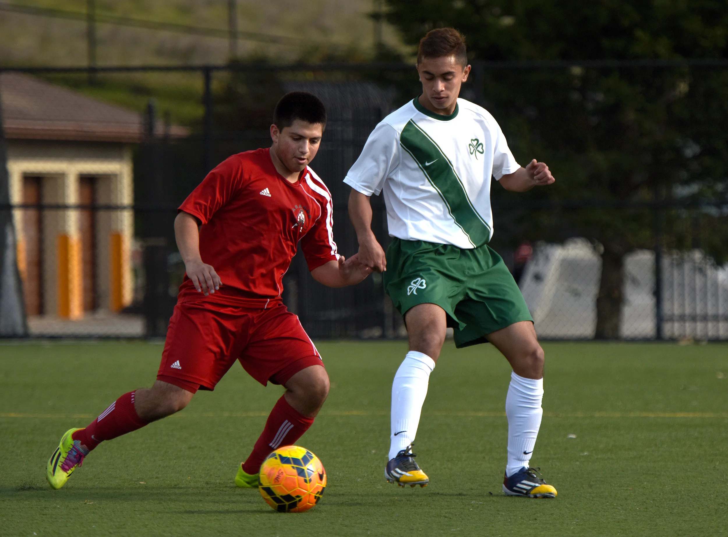 ARAGON VS SACRED HEART CATHEDRAL PAL BAY WCAL SOCCER 2015_2117.jpg