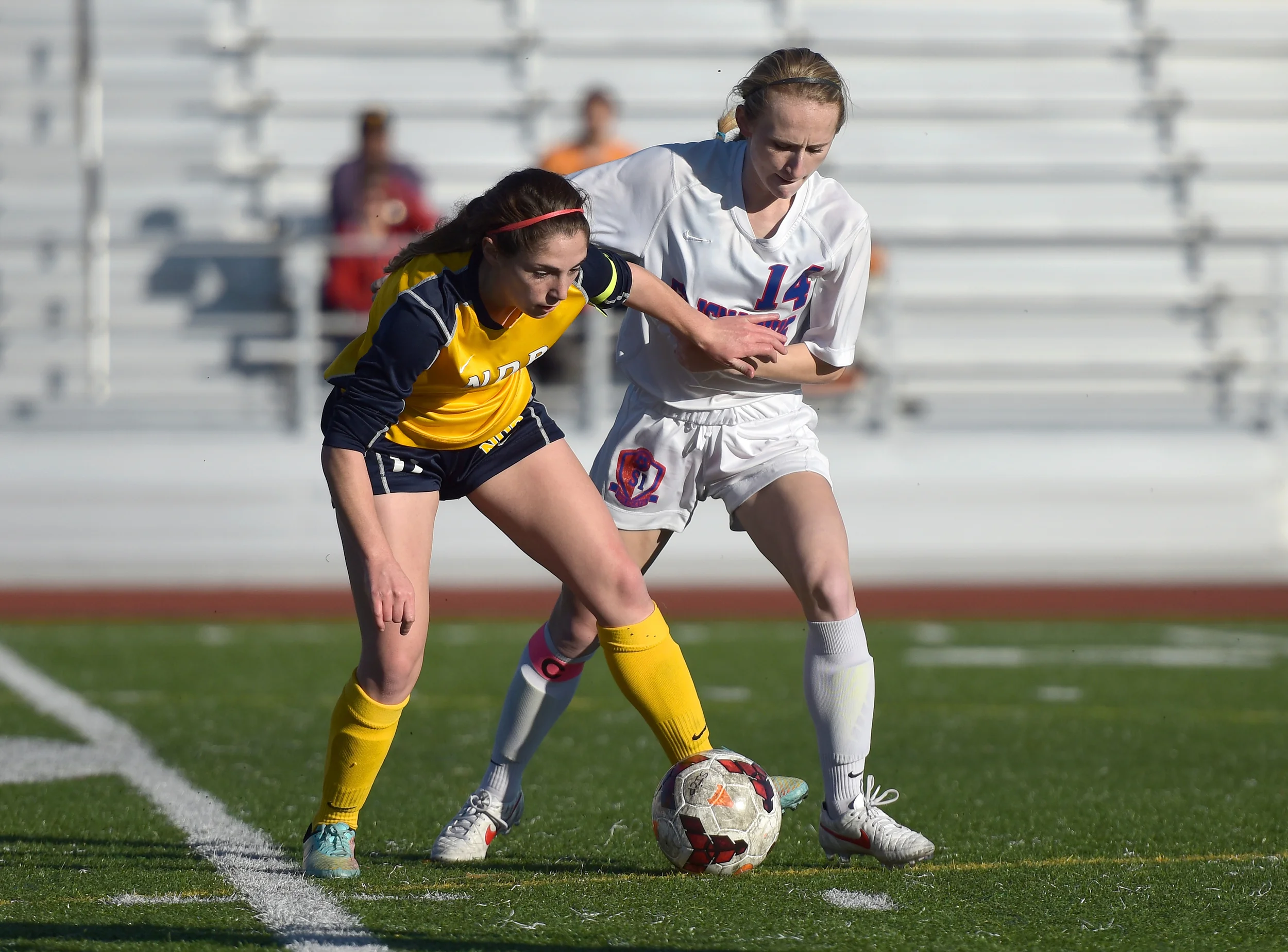 SAINT IGNATIUS VS NOTRE DAME WCAL SOCCER 2015 DRIVENSTRIKE NOEL DANSECO PHOTO_9096.jpg