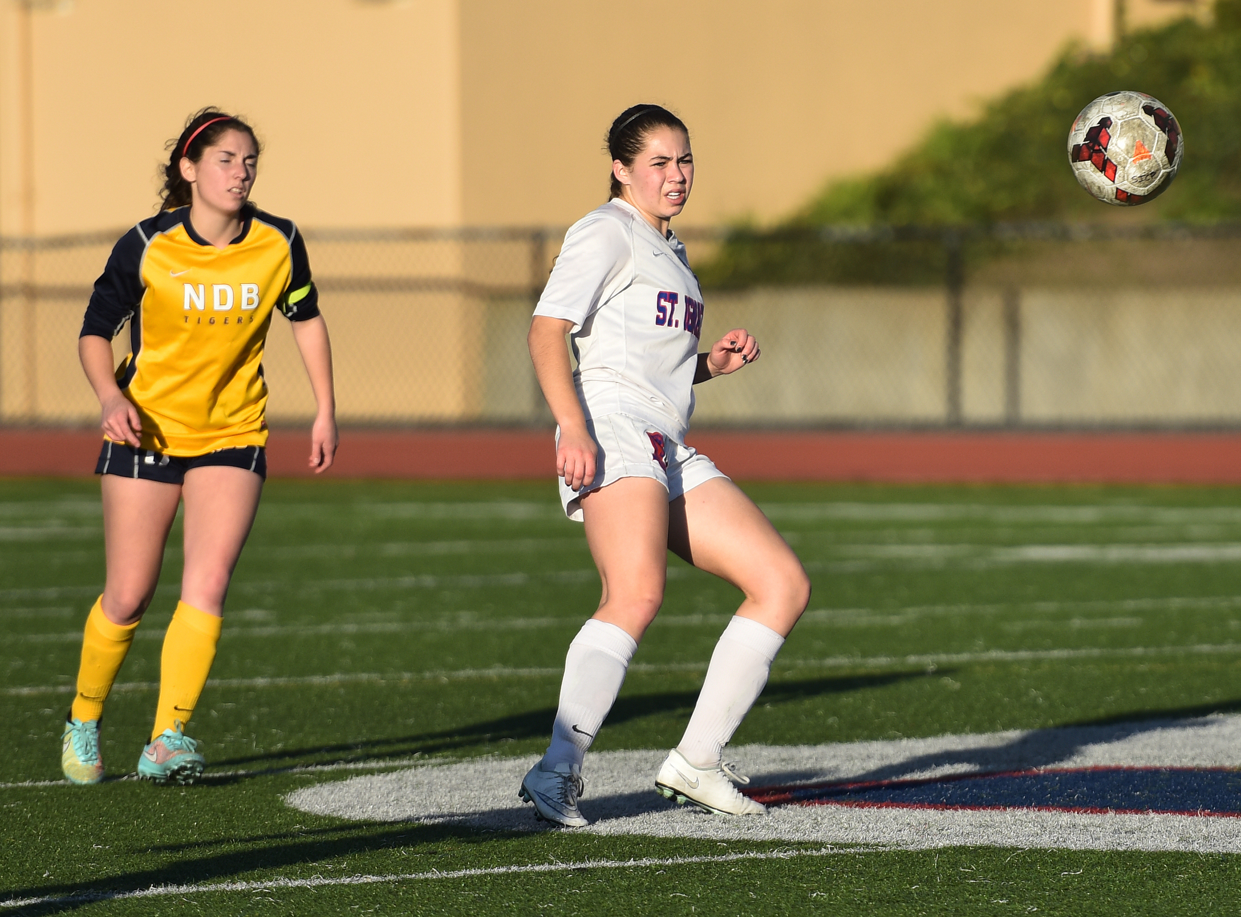 SAINT IGNATIUS VS NOTRE DAME WCAL SOCCER 2015 DRIVENSTRIKE NOEL DANSECO PHOTO_9277.jpg