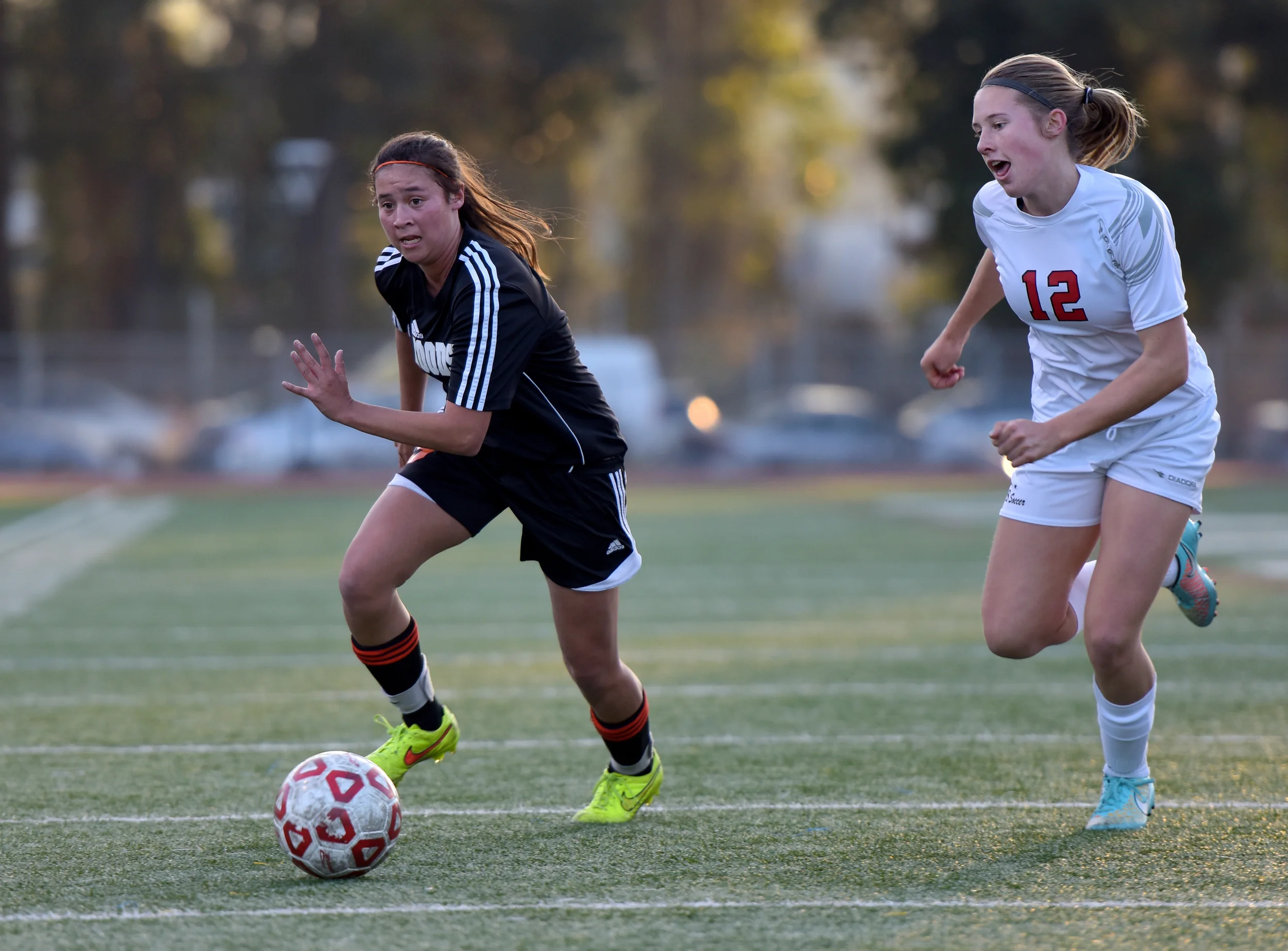 BURLINGAME VS WOODSIDE PAL-BAY SOCCER 2015 PHOTO NOEL DANSECO DRIVENSTRIKE_9818.jpg