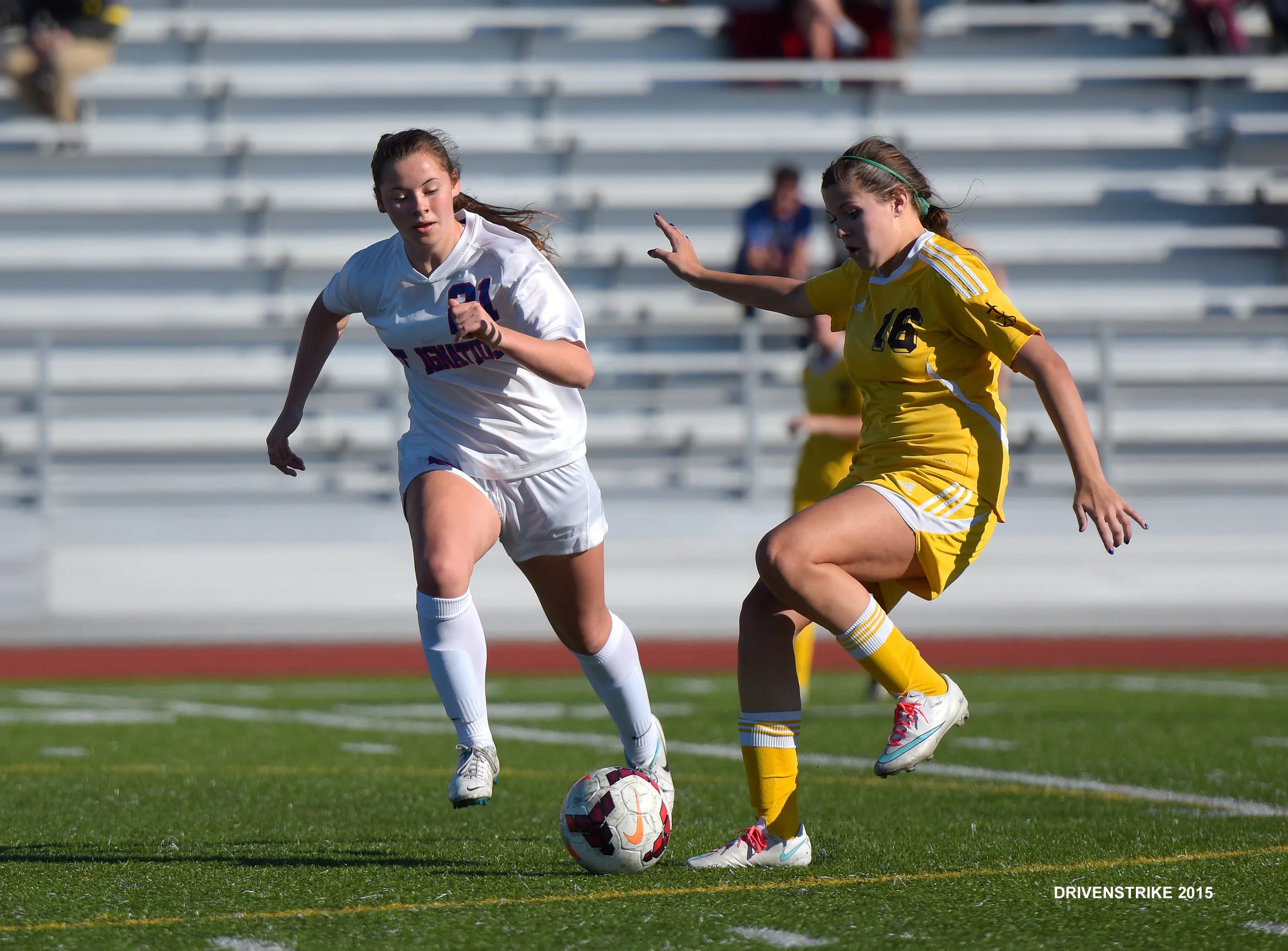 SAINT IGNATIUS VS SAINT FRANCIS WCAL SOCCER 2015 PHOTO NOEL DANSECO_3585 copy.jpg