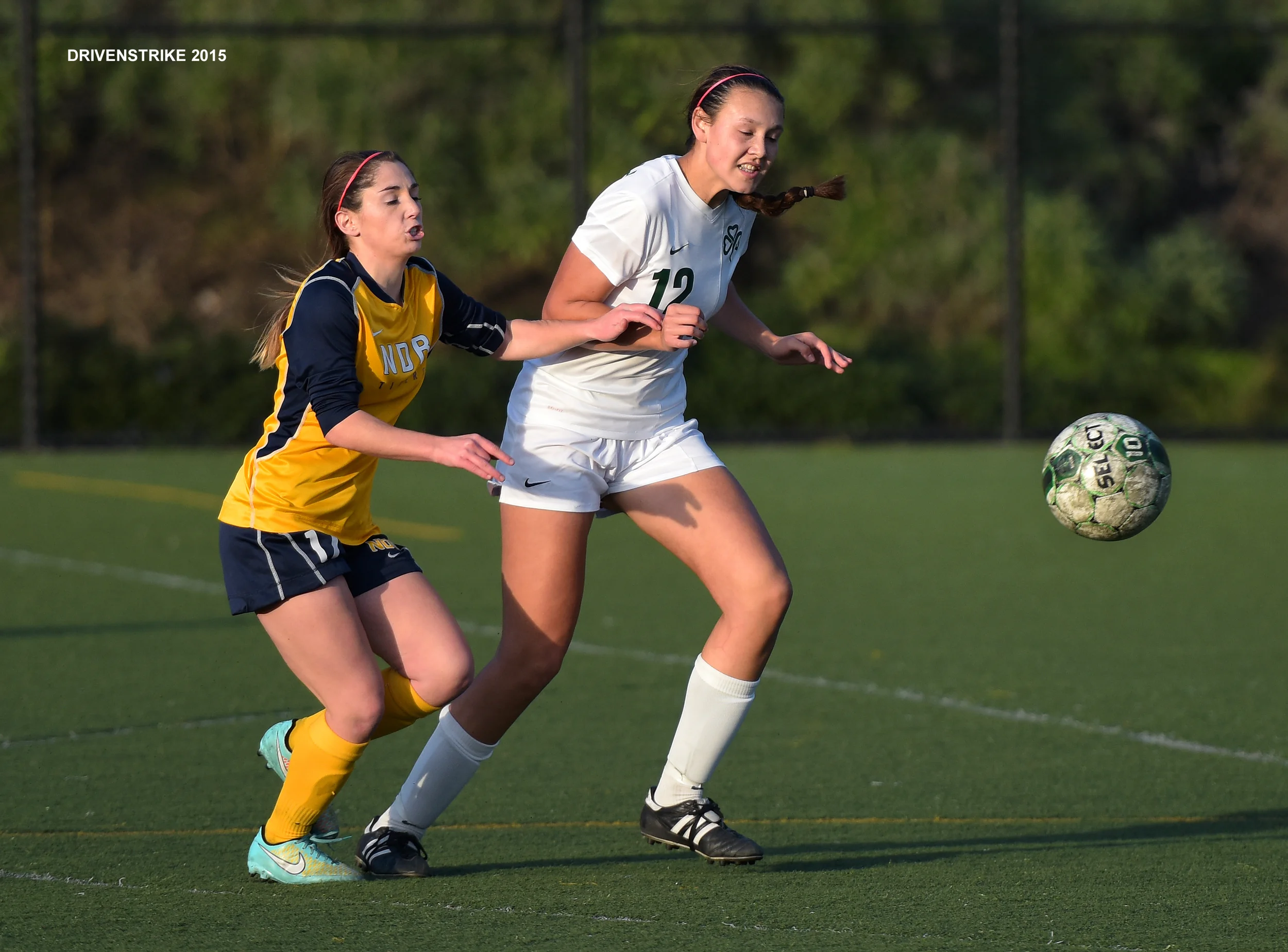 SACRED HEART CATHEDRAL VS NOTRE DAME WCAL SOCCER 2015 PHOTO NOEL DANSECO_4598 copy.jpg