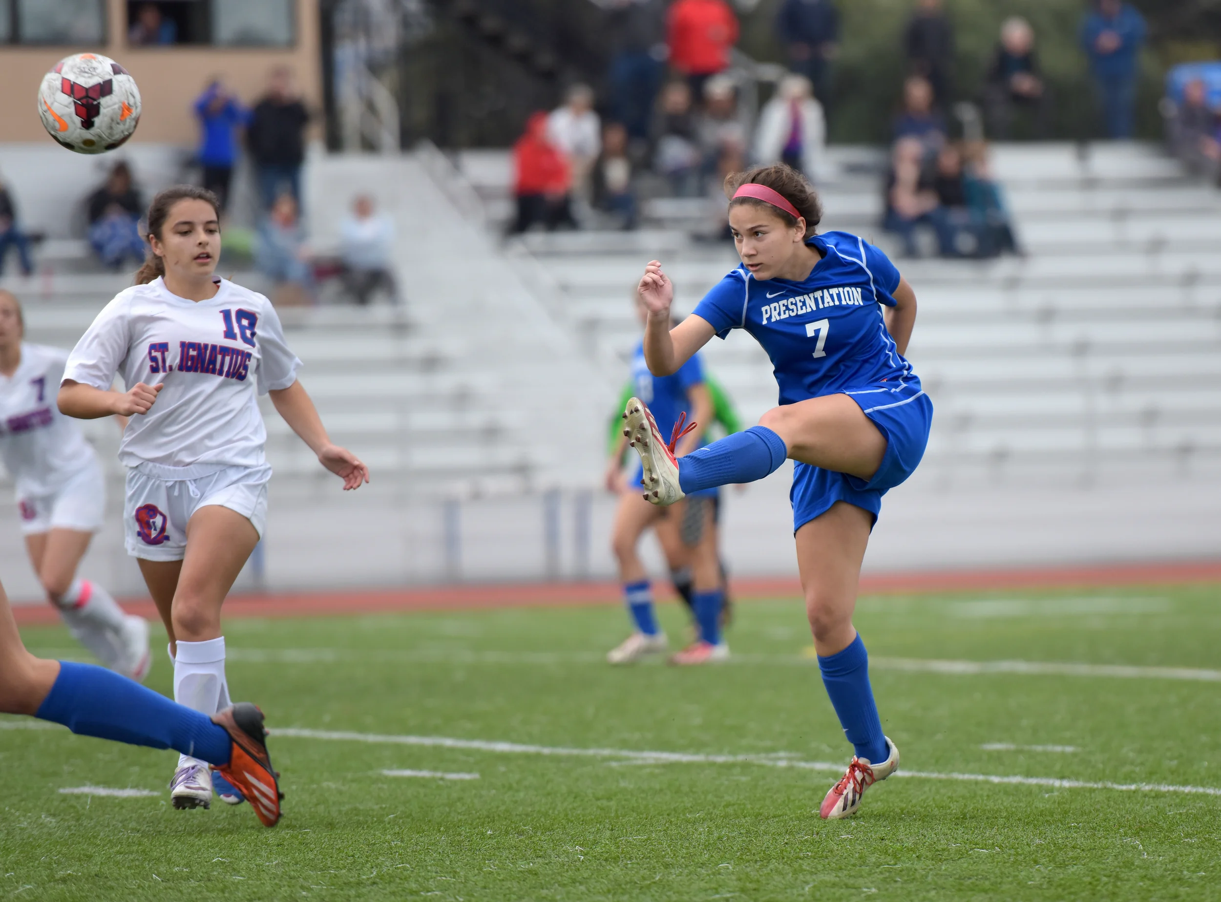 SAINT IGNATIUS VS PRESENTATION WCAL SOCCER 2015 PHOTO NOEL DANSECO_4856.jpg