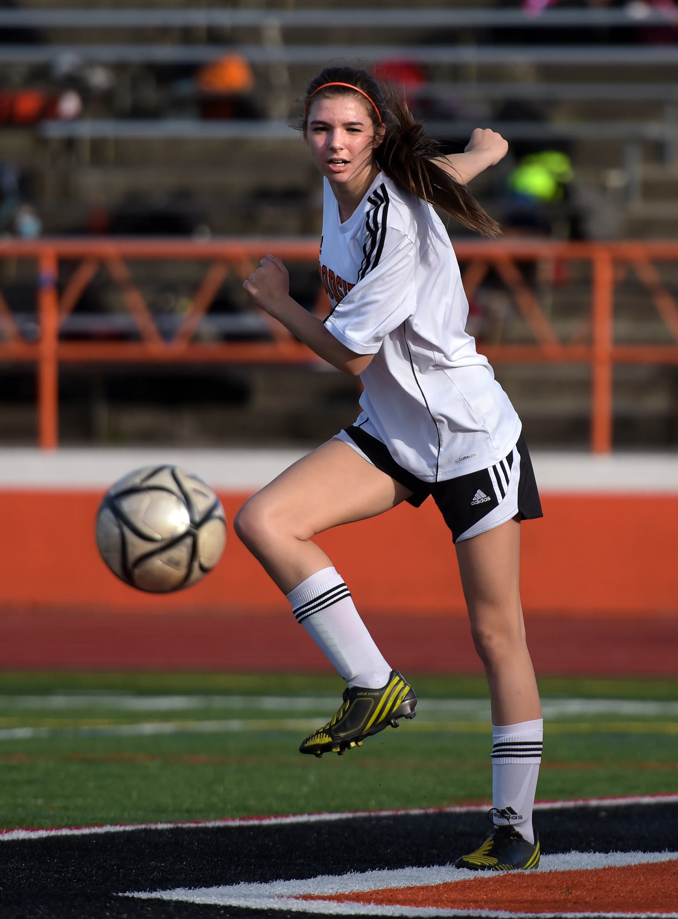 WOODSIDE VS CARLMONT PAL BAY SOCCER WINTER 2015 PHOTO NOEL DANSECO_5563.jpg