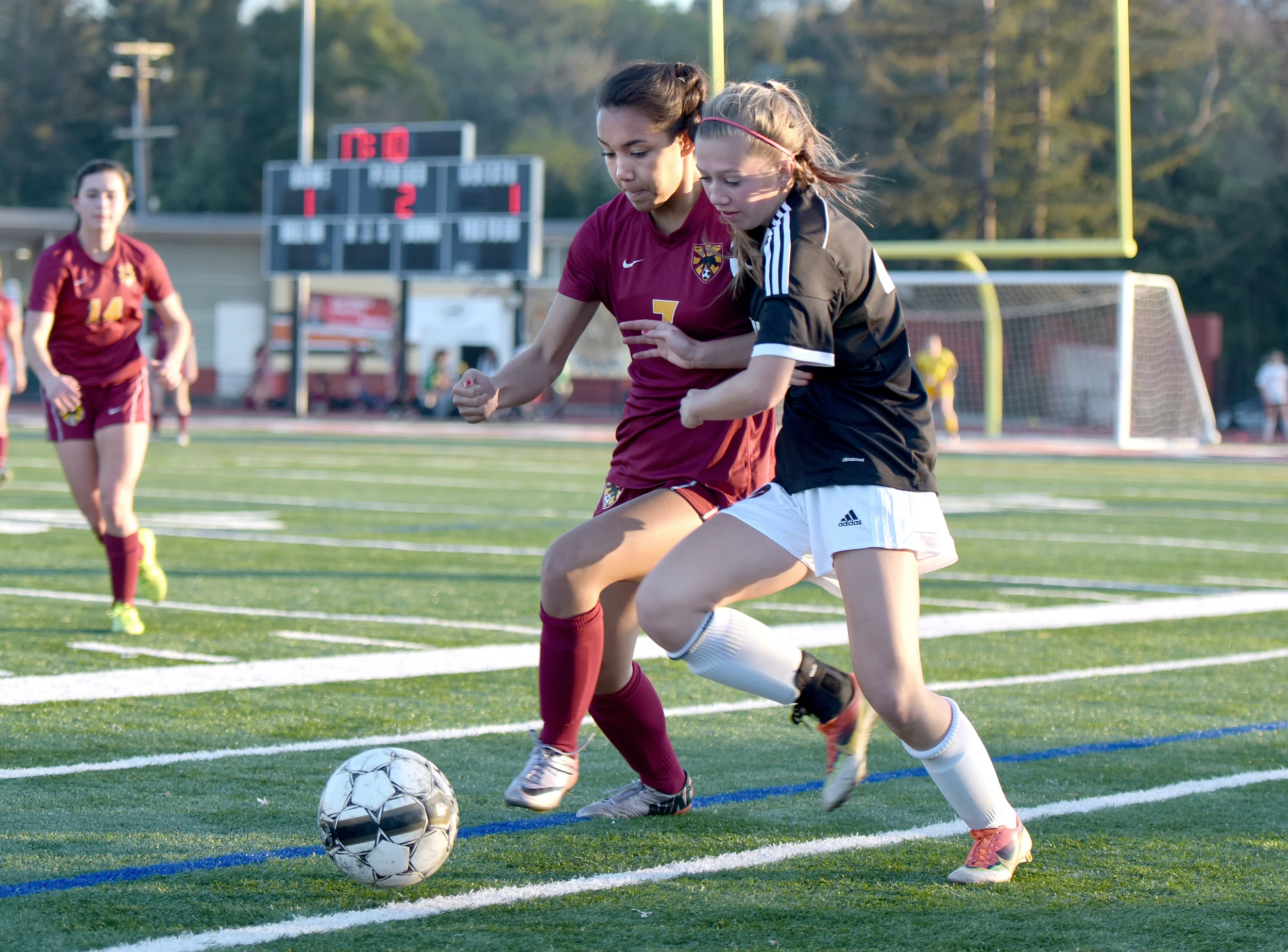 WOODSIDE VS MENLO ATHERTON PAL BAY SOCCER Photo Noel Danseco_9583.jpg