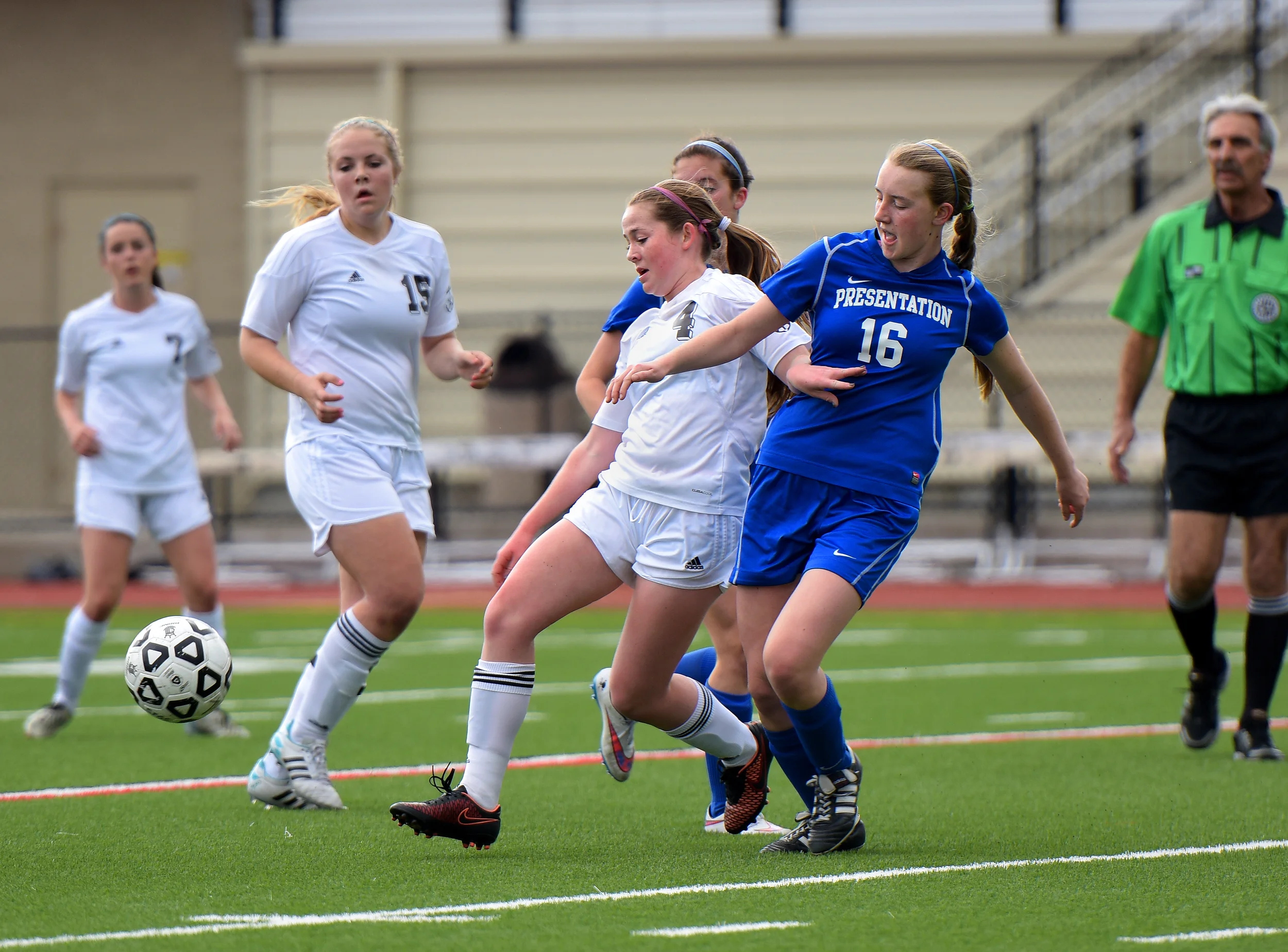 SAINT FRANCIS VS PRESENTATION CCS GIRLS SOCCER PLAYOFFS 2015 Photo by Noel Danseco_1143.jpg