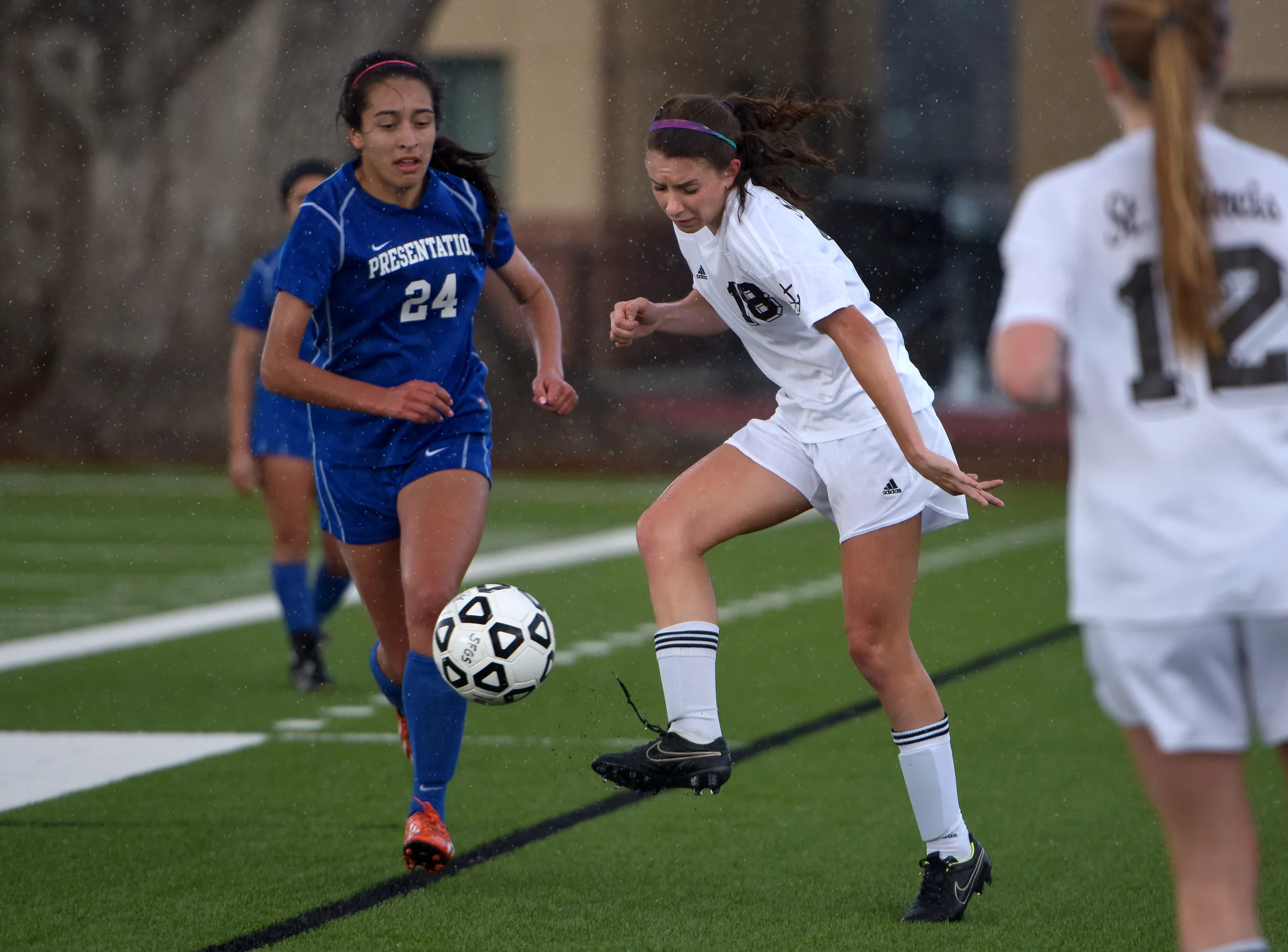 SAINT FRANCIS VS PRESENTATION CCS GIRLS SOCCER PLAYOFFS 2015 Photo by Noel Danseco_1217.jpg