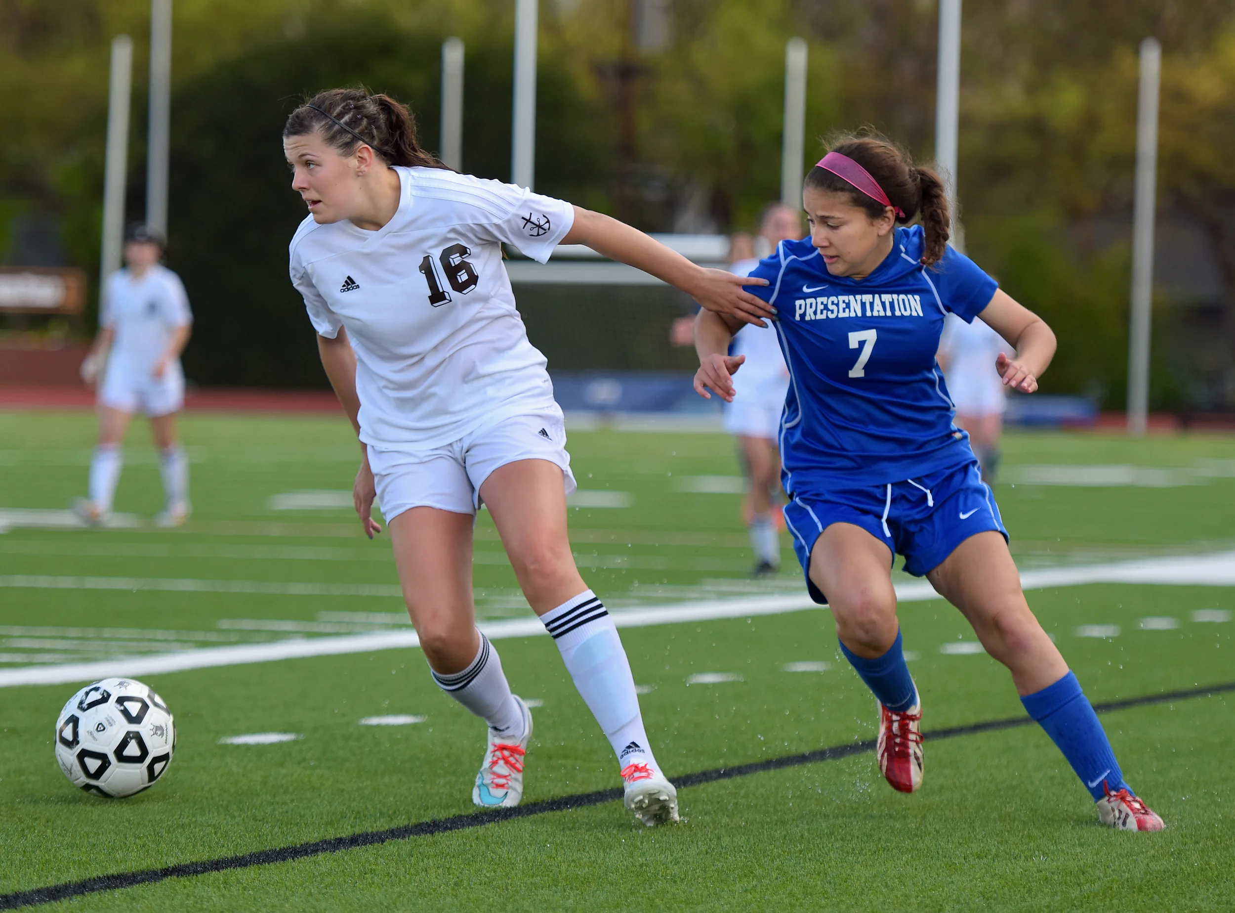 SAINT FRANCIS VS PRESENTATION CCS GIRLS SOCCER PLAYOFFS 2015 Photo by Noel Danseco_1385.jpg