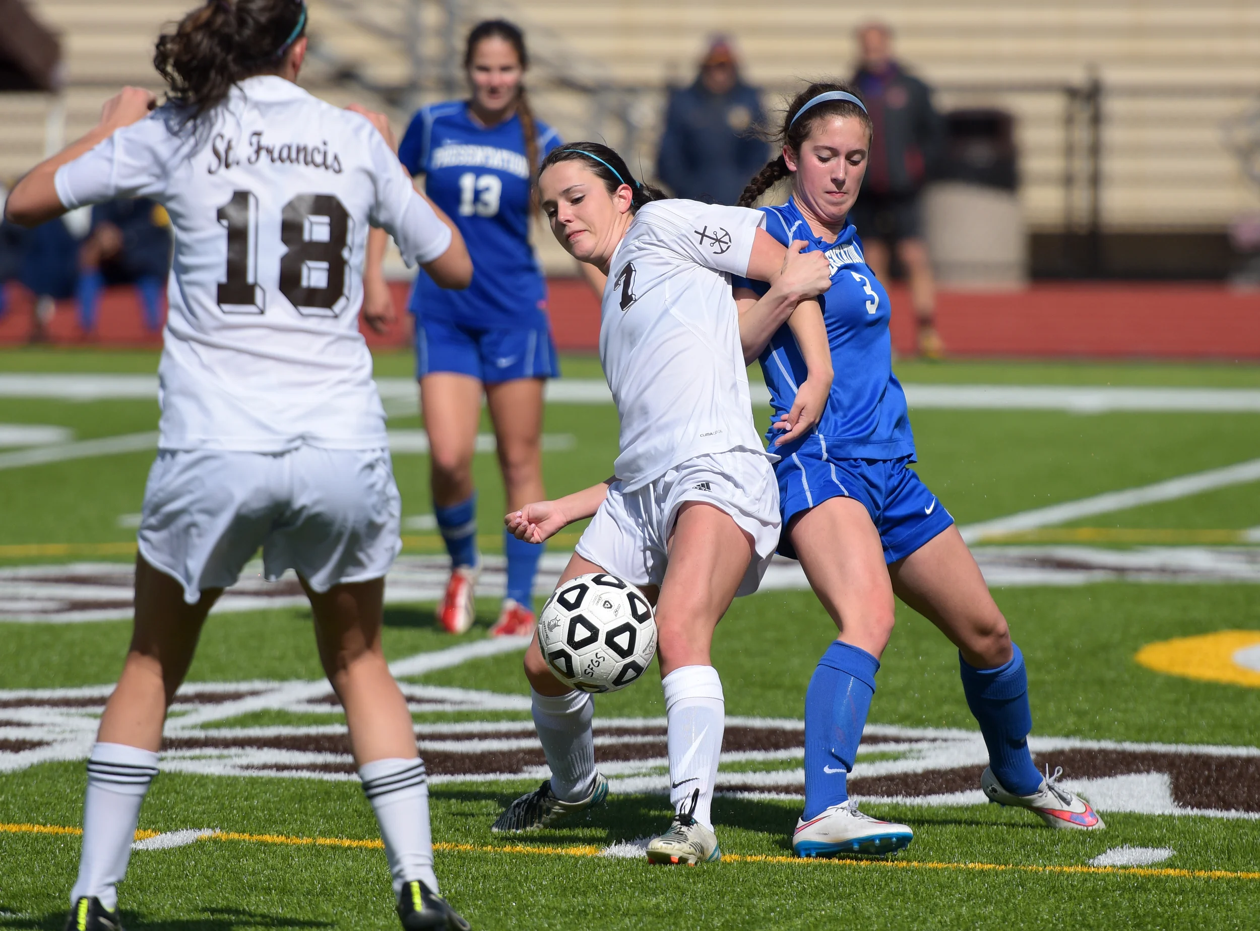 SAINT FRANCIS VS PRESENTATION CCS GIRLS SOCCER PLAYOFFS 2015 Photo by Noel Danseco_1436.jpg