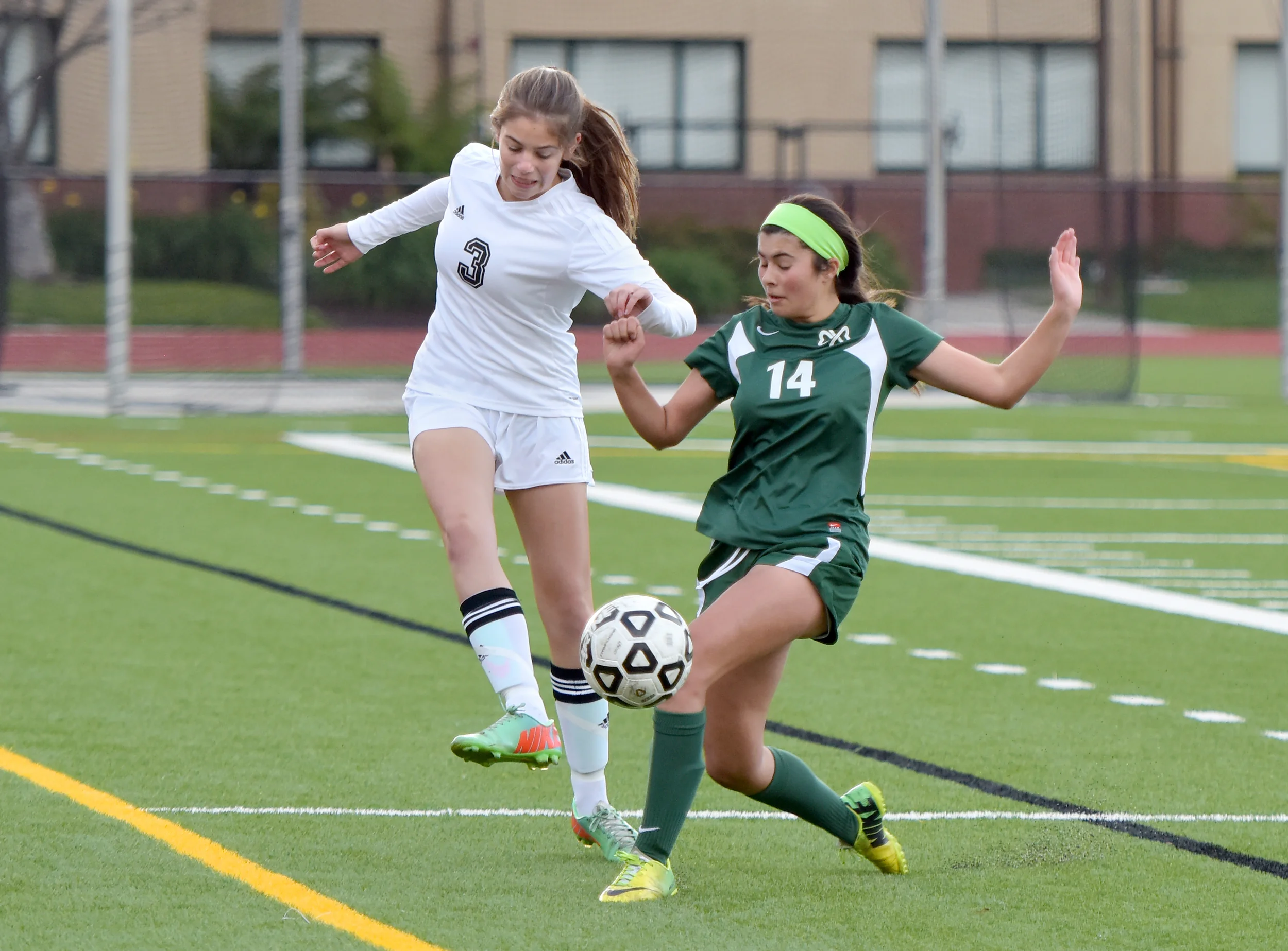 SACRED HEART CATHEDRAL VS SCOTTS VALLEY CCS SOCCER DIV 3 2015 Photo Noel Danseco_2863.jpg