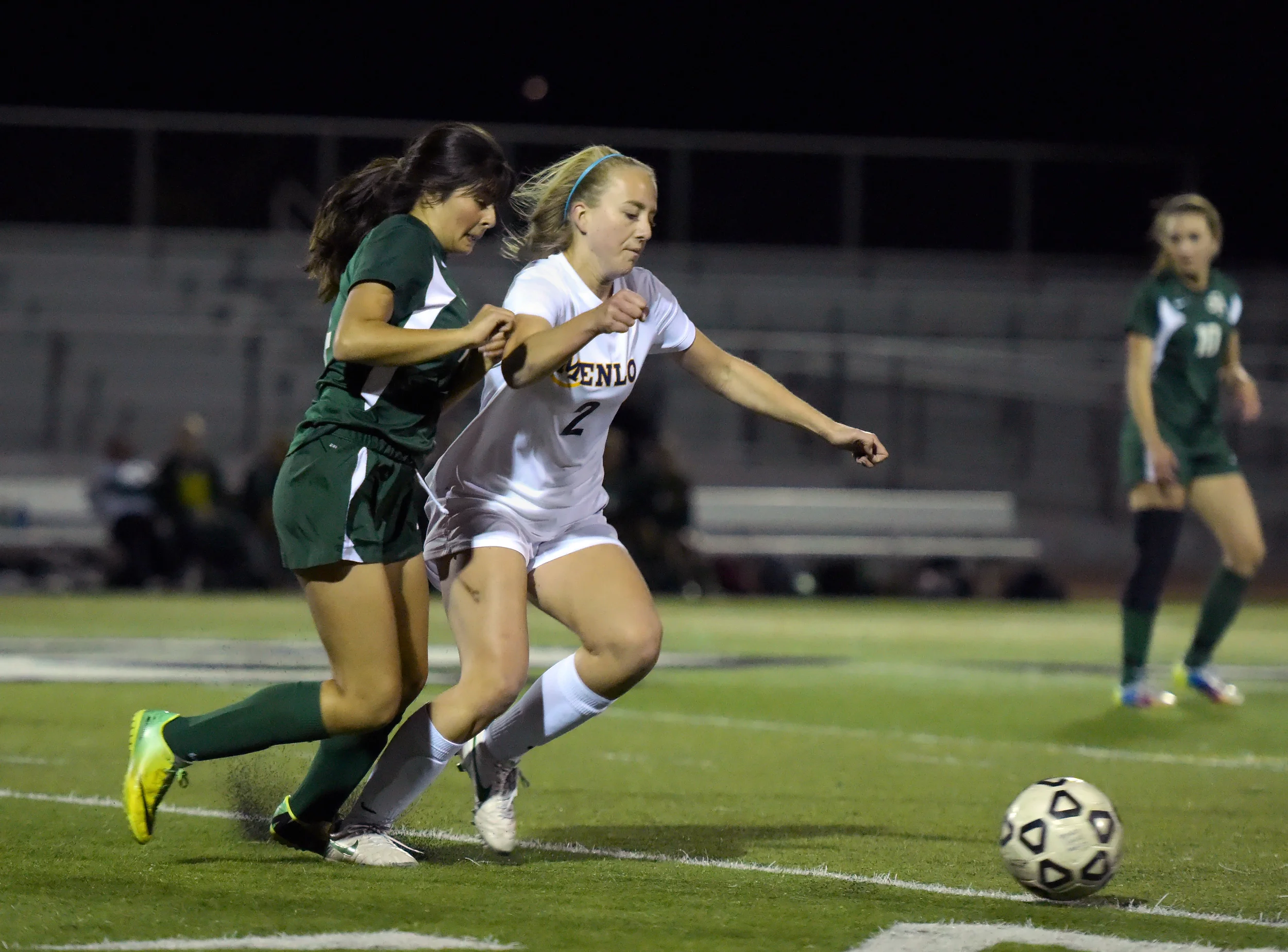 MENLO VS SACRED HEART CATHEDRAL CCS DIV 3 SOCCER PLAYOFFS 2015 Photo Noel Danseco_3444.jpg