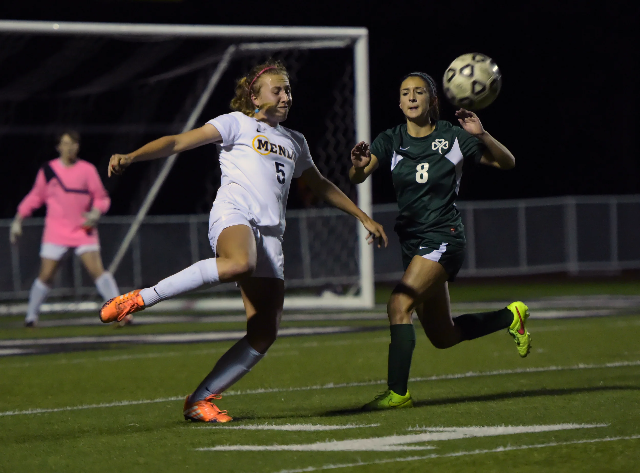MENLO VS SACRED HEART CATHEDRAL CCS DIV 3 SOCCER PLAYOFFS 2015 Photo Noel Danseco_3560.jpg