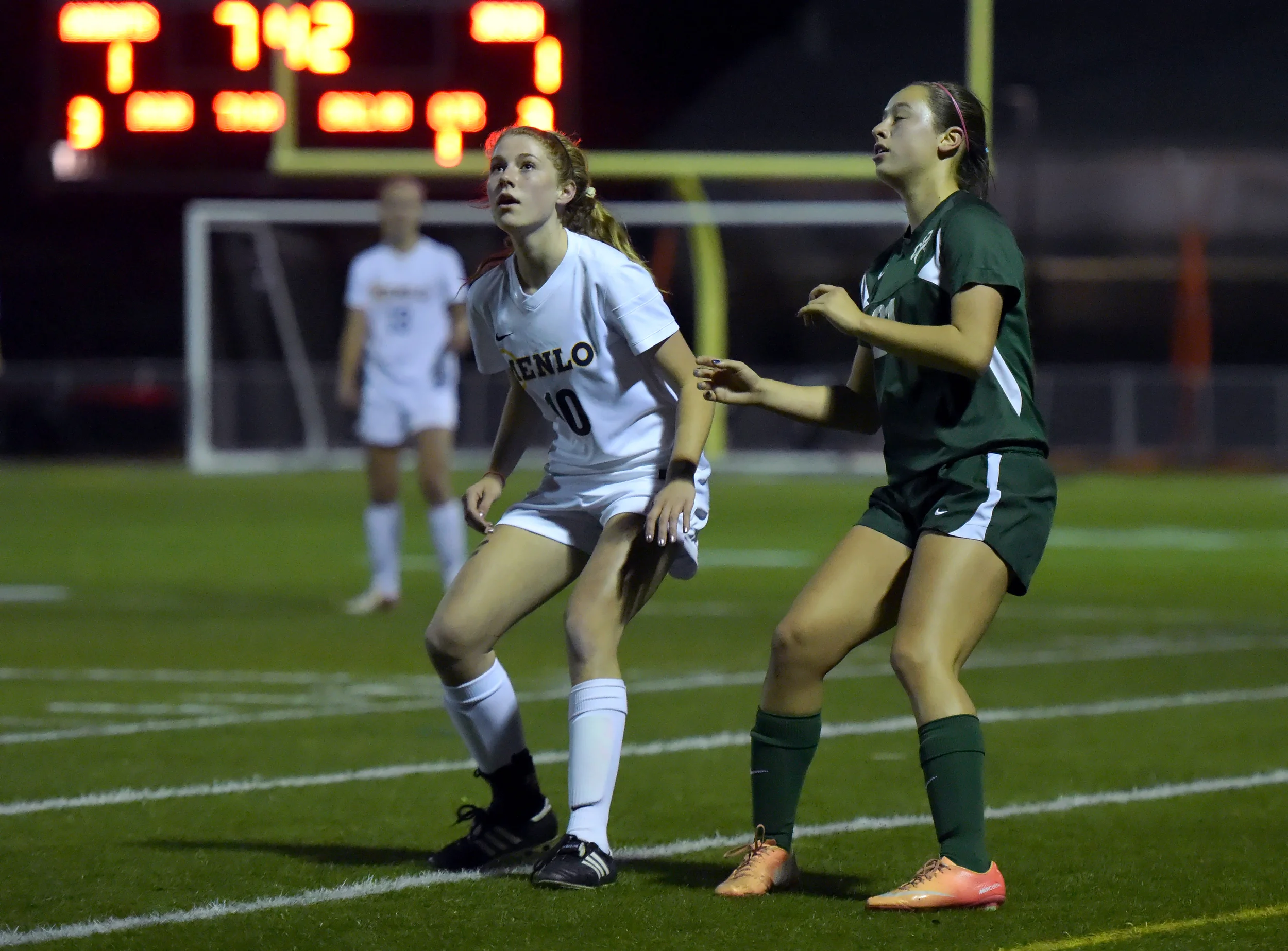 MENLO VS SACRED HEART CATHEDRAL CCS DIV 3 SOCCER PLAYOFFS 2015 Photo Noel Danseco_3612.jpg