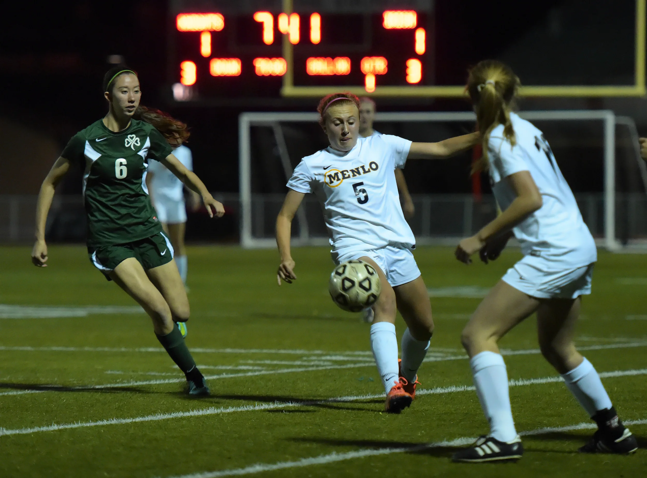 MENLO VS SACRED HEART CATHEDRAL CCS DIV 3 SOCCER PLAYOFFS 2015 Photo Noel Danseco_3614.jpg