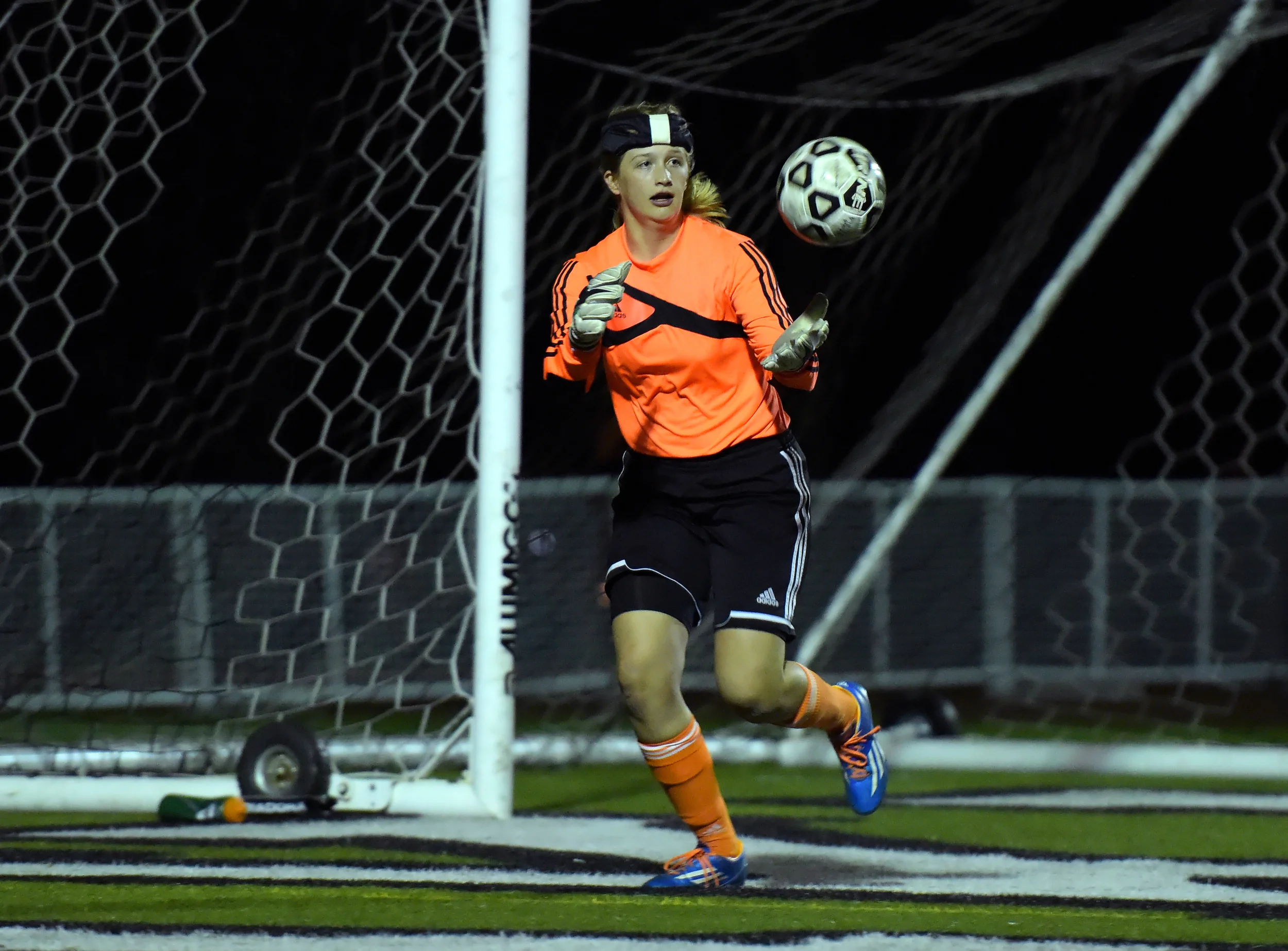 MENLO VS SACRED HEART CATHEDRAL CCS DIV 3 SOCCER PLAYOFFS 2015 Photo Noel Danseco_3978.jpg