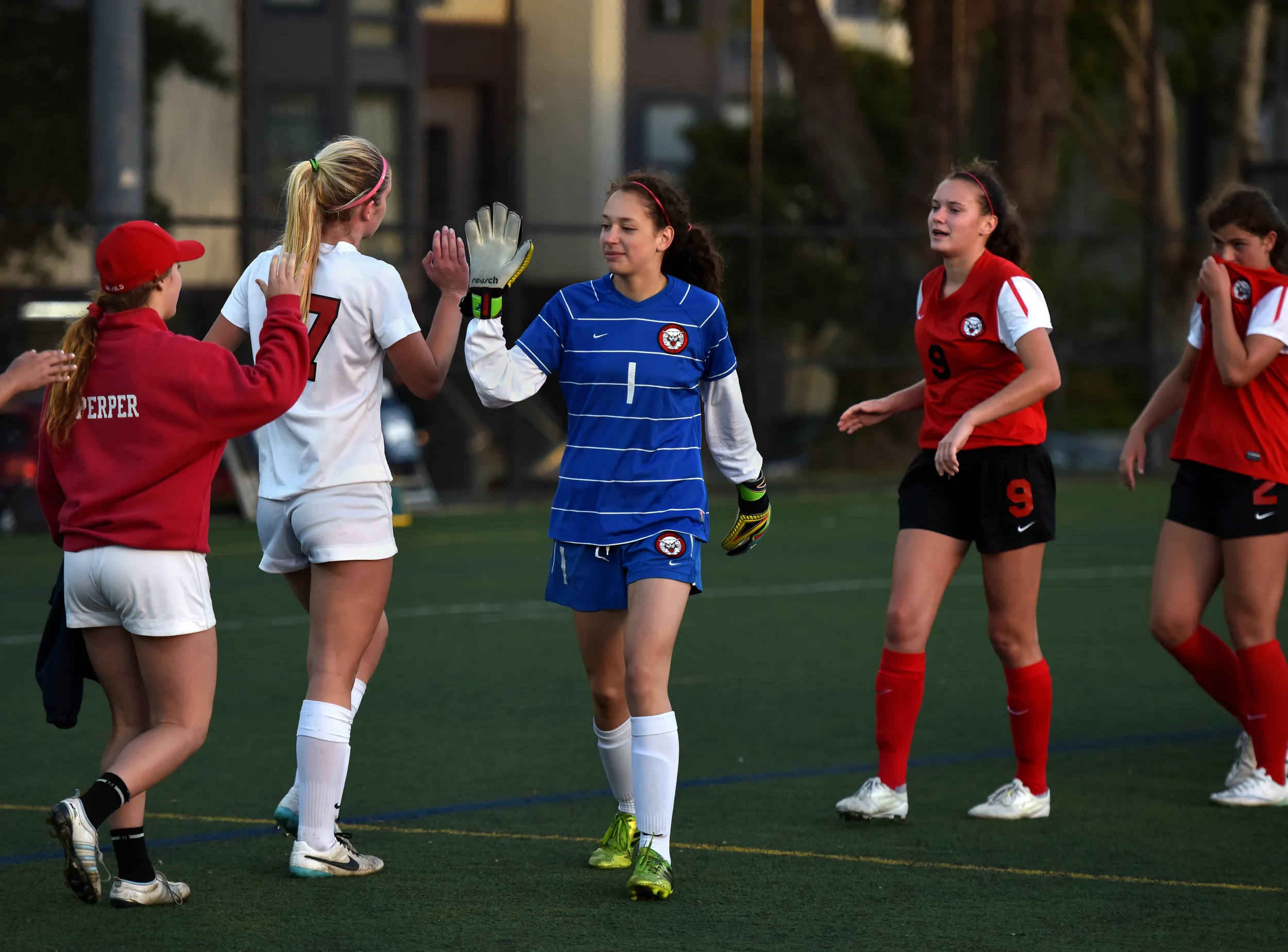 SF UNIVERSITY VS MARIN ACADEMY BCL WEST SOCCER 2015 Photo Noel Danseco_9240.jpg