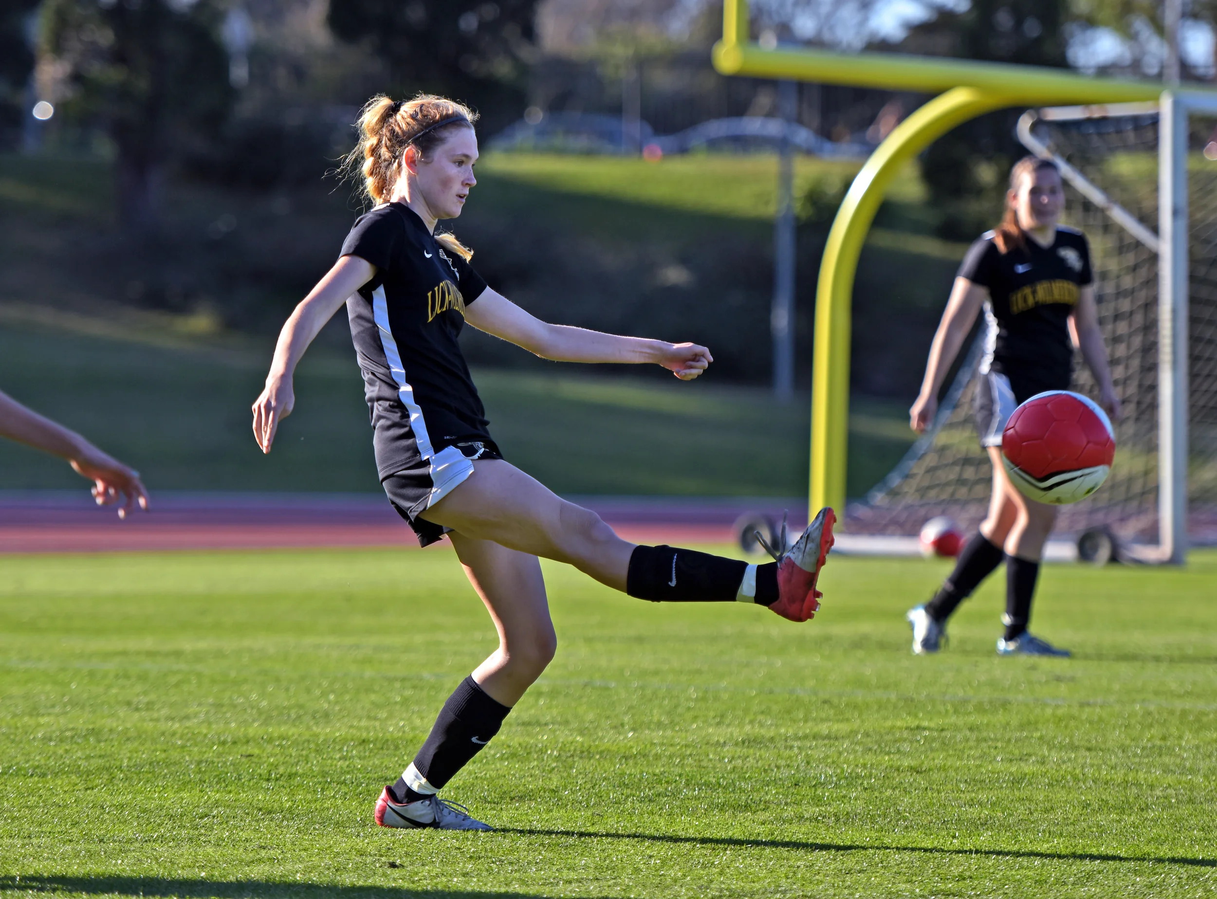 SF UNIVERSITY VS LICK WILMERDING BCL WEST SOCCER 2015 Photo Noel Danseco_9841.jpg