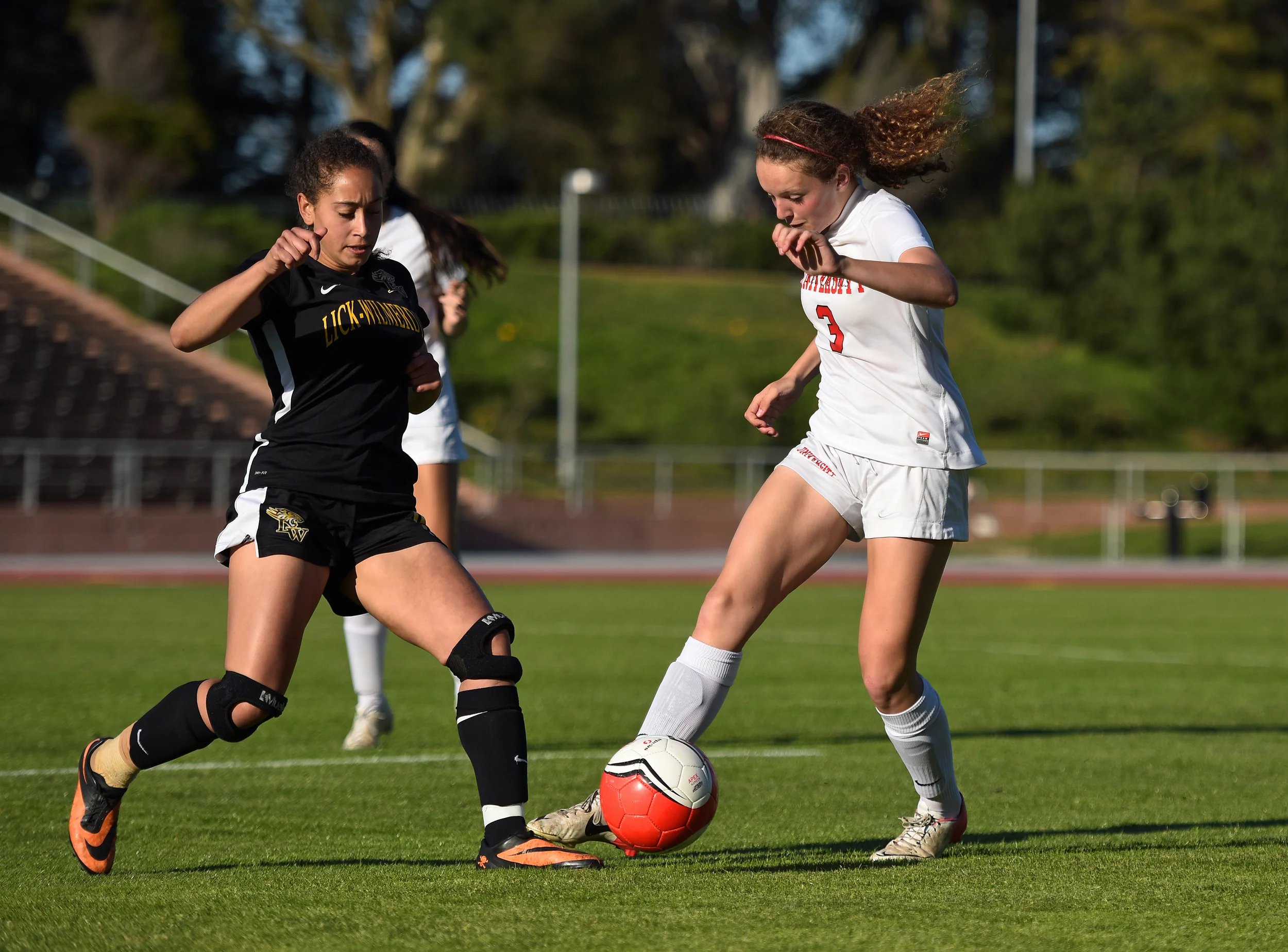 SF UNIVERSITY VS LICK WILMERDING BCL WEST SOCCER 2015 Photo Noel Danseco_9831.jpg